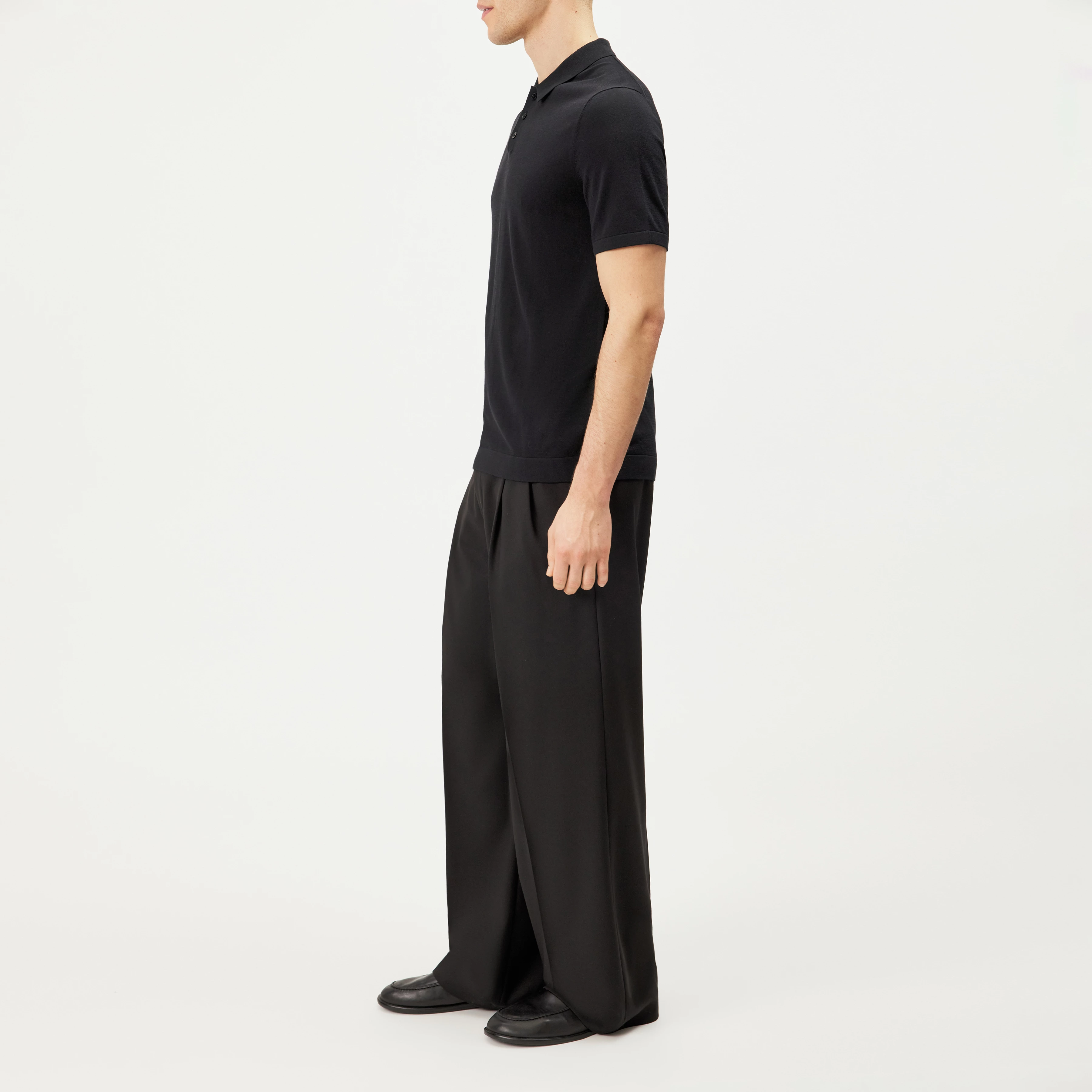 TRITON - Polo shirt in silk-cotton blend - men - black - Seitenansicht