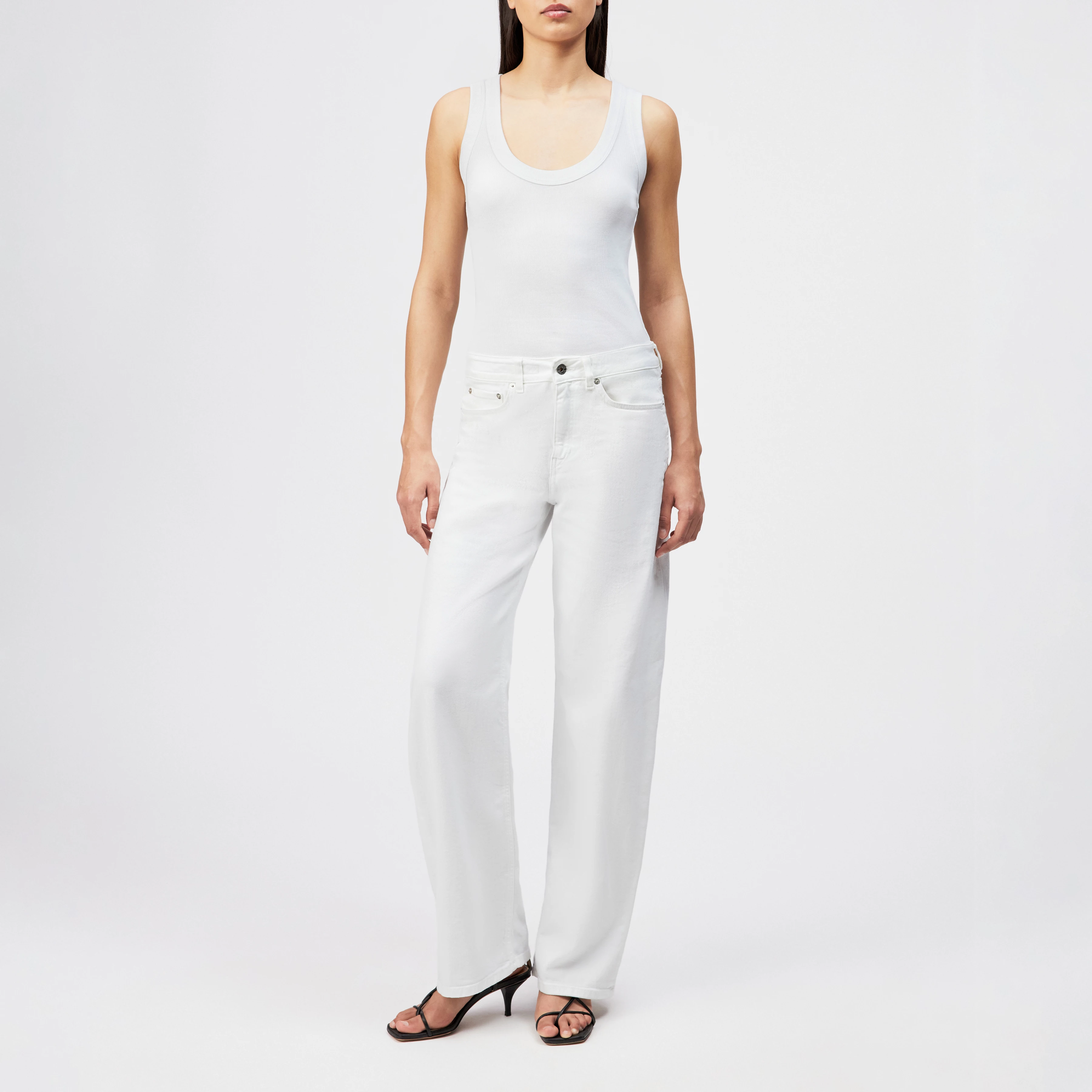 TAVIRA - Geribd tanktop met vrouwelijke ronde hals - dames - wit - Ganzkörper-Frontansicht