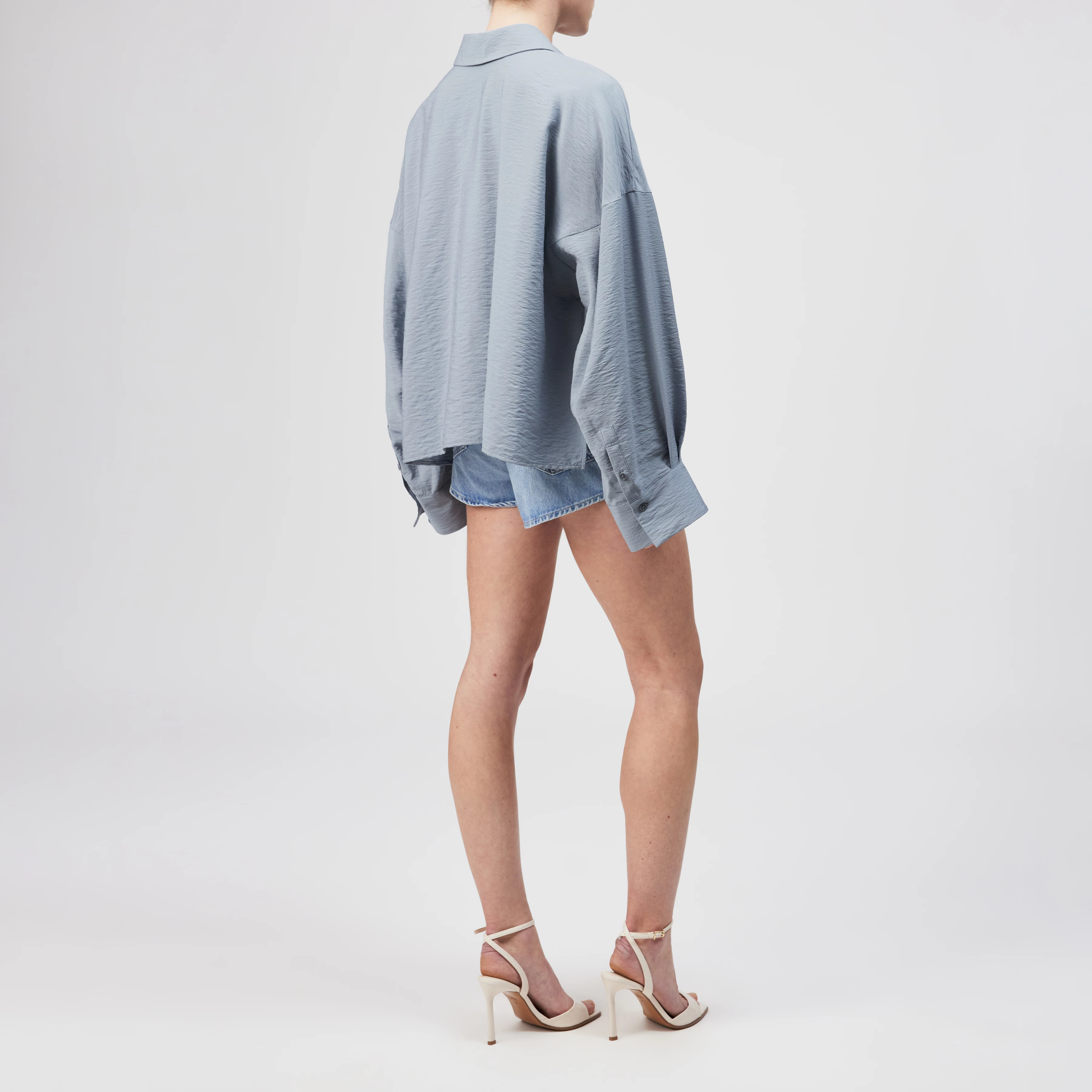 OSHIA - Oversized viscose-blend shirt blouse - women - blue - Rückansicht