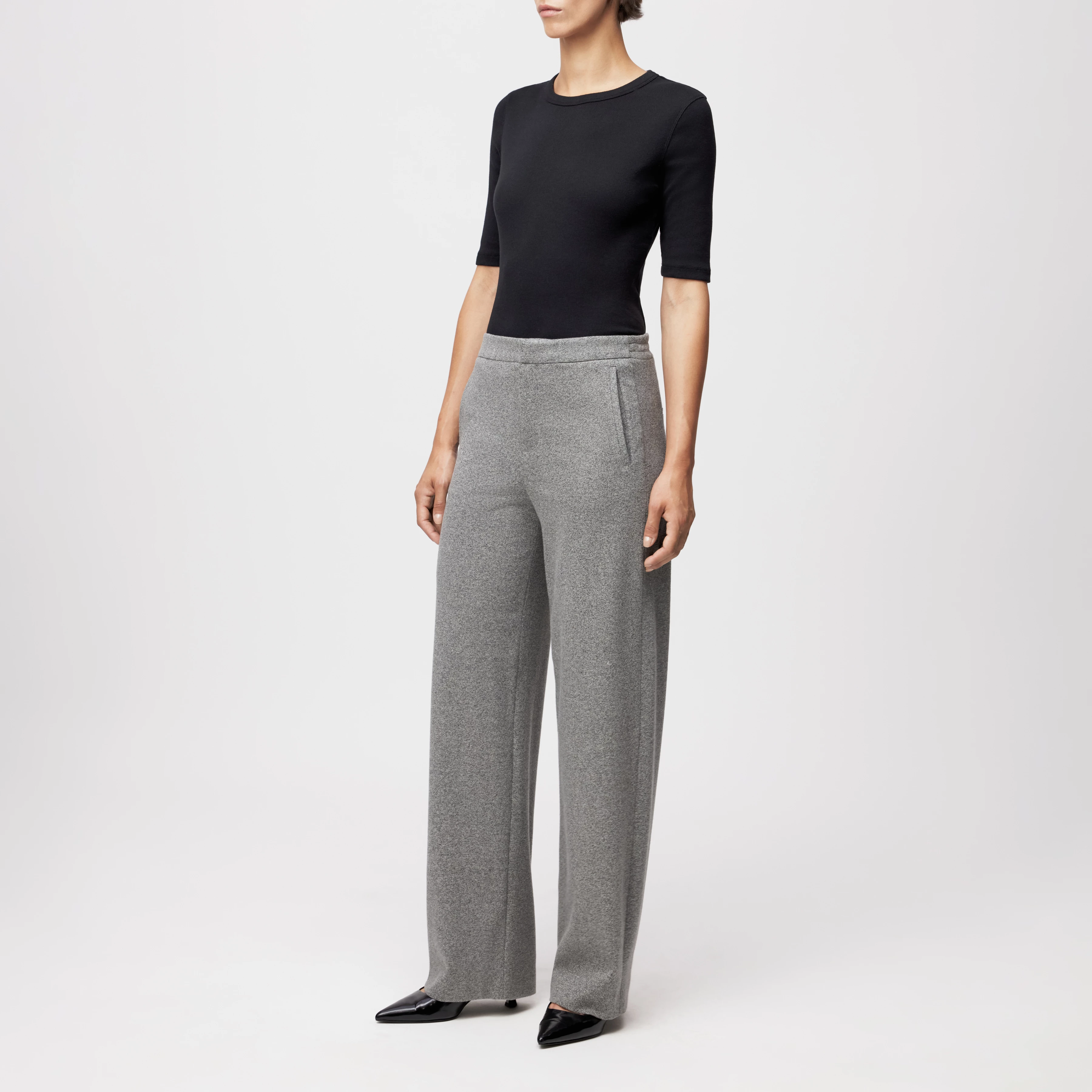 FAE_0 - Trousers with barrel leg in viscose blend - women - grey - Ganzkörper-Frontansicht