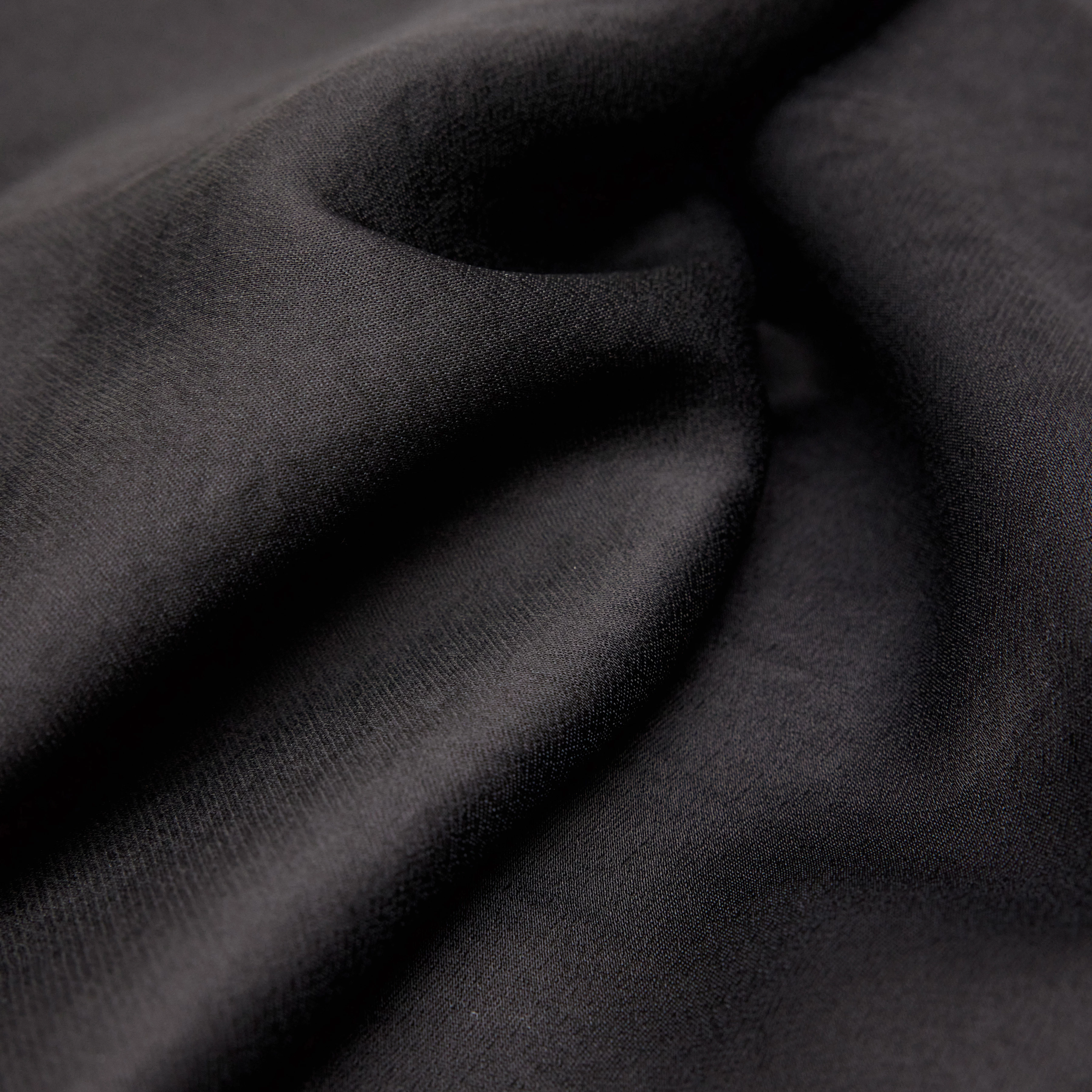 NEVIDA - Maxi-length slip skirt in satin - women - brown - Materialbild (B2C)