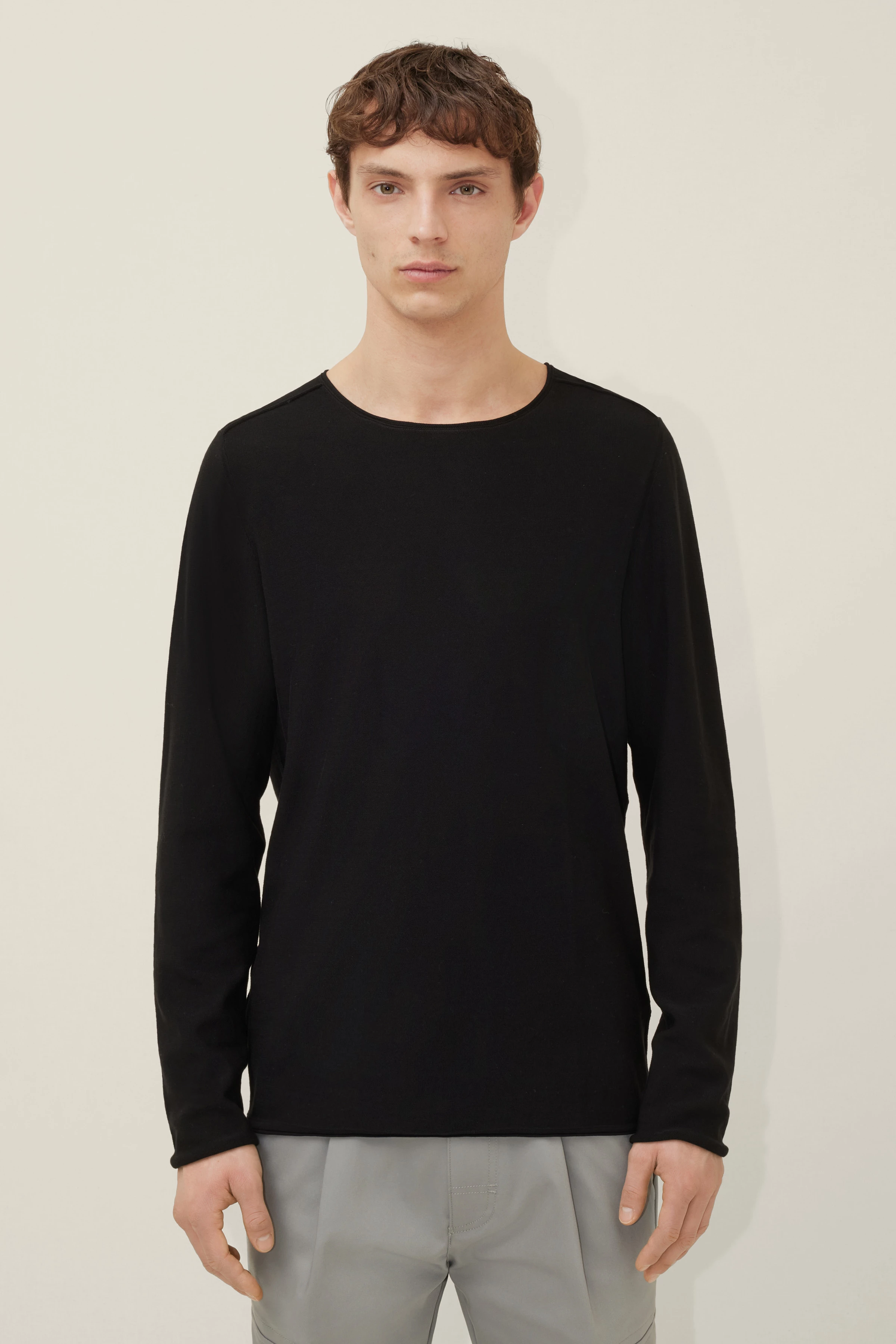 RIK - Pullover mit rollenden Kanten aus reiner Baumwolle - Herren - schwarz - Frontansicht