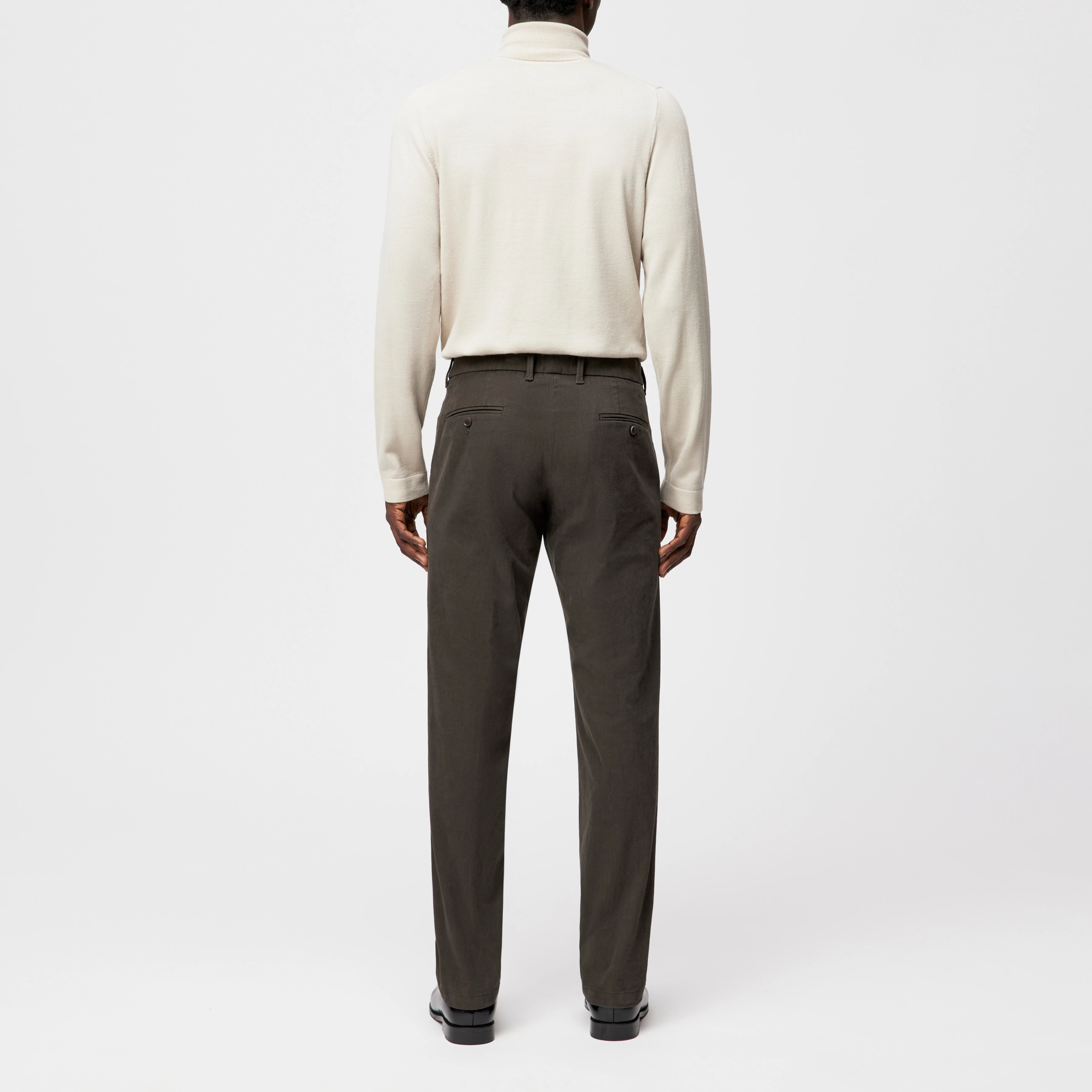 FAGO - Modern chinos in cotton blend - men - brown - Rückansicht
