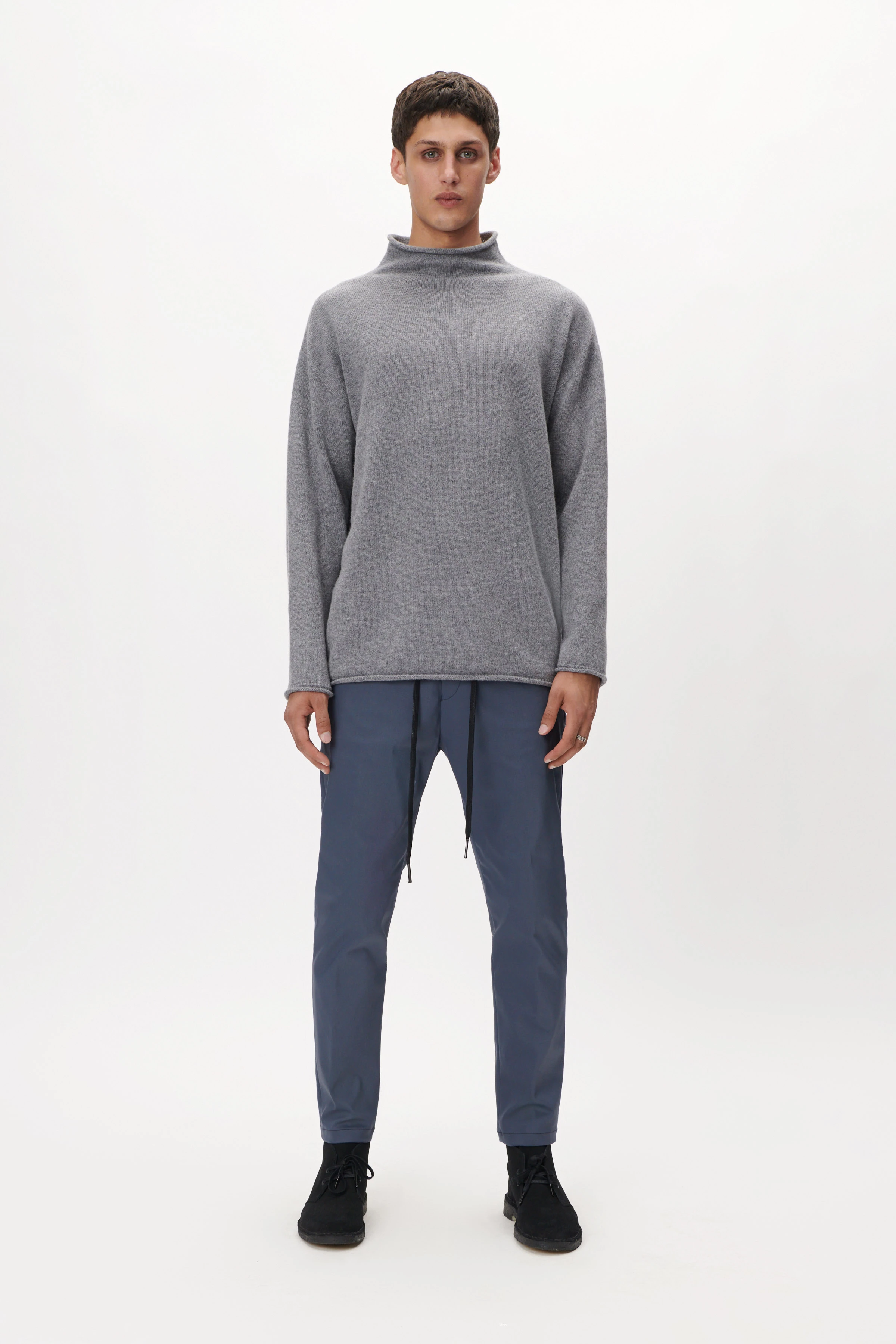 NOLAN - stand-up collar jumper in wool - men - grey - Ganzkörper-Frontansicht