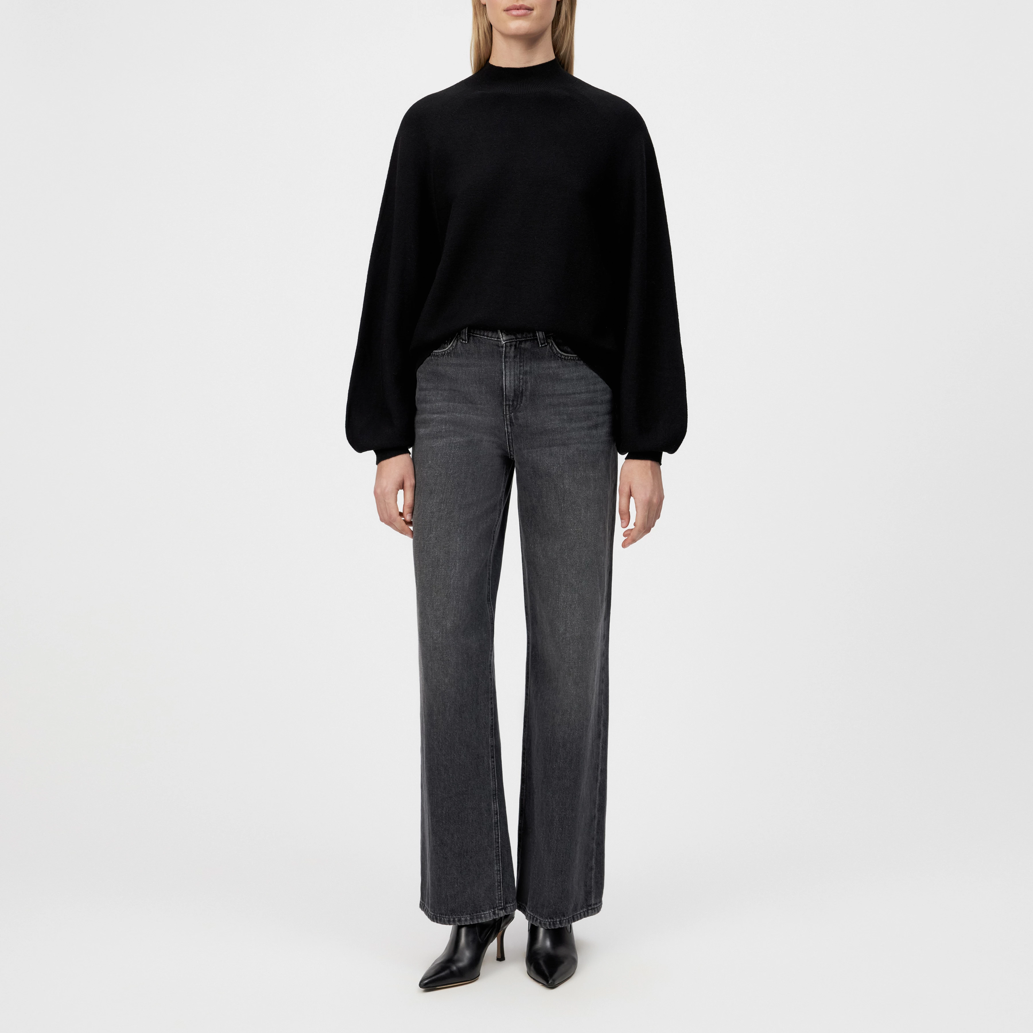 KIMONI - Pullover mit Ballonärmeln in 100% Merinowolle - Damen - schwarz - Ganzkörper-Frontansicht