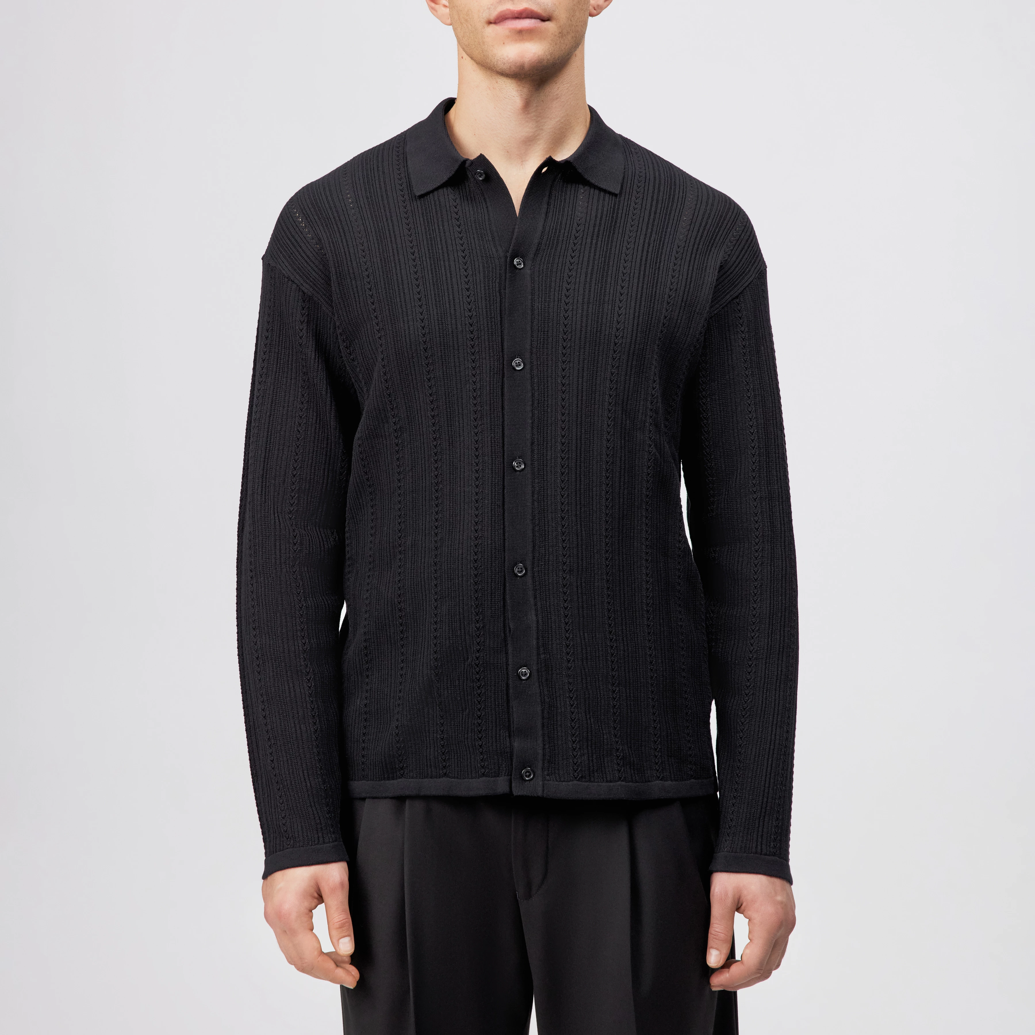 EMILIAS - Regular fit cotton polo - men - black - Frontansicht