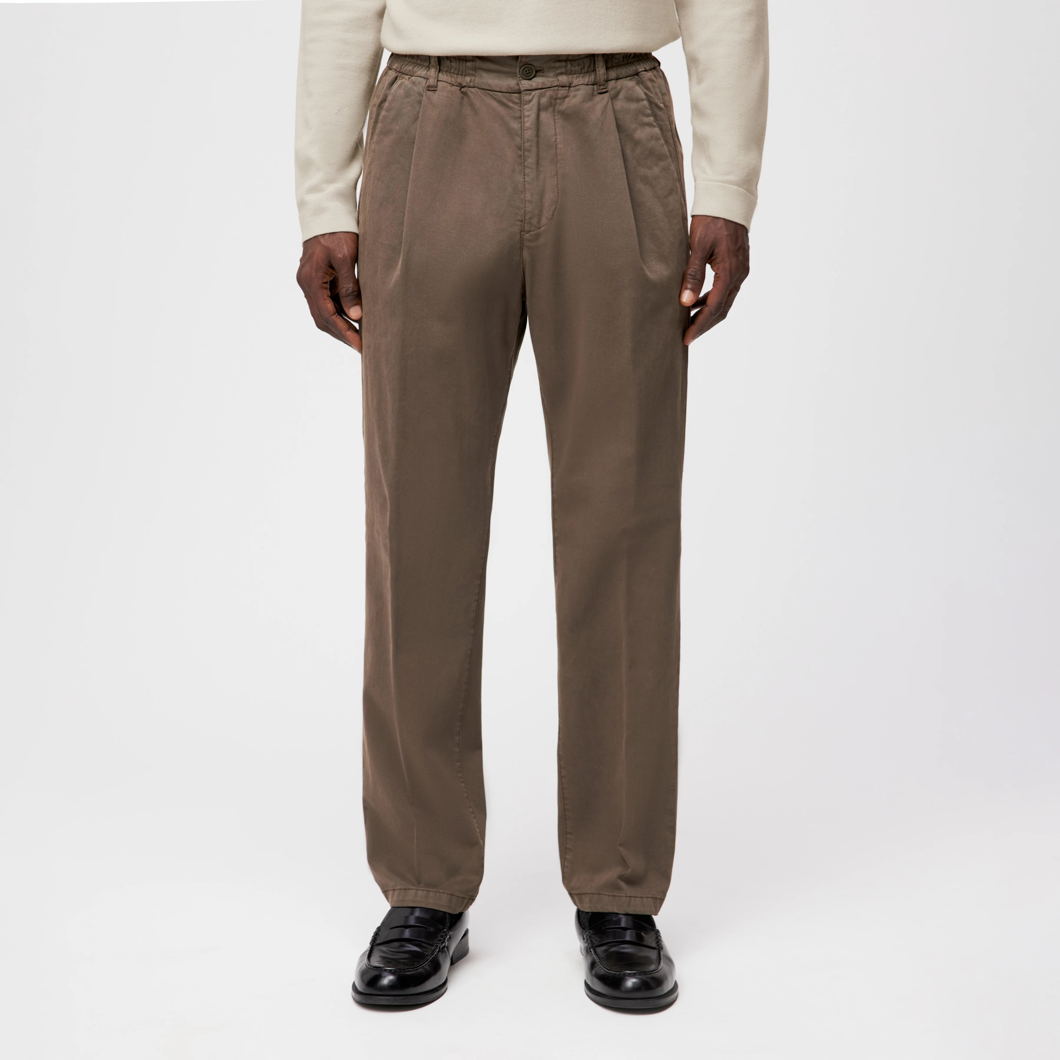 CHASY_RGLR - Casual Hose mit Bundfalte in softer Baumwolle - Herren - grün - Frontansicht