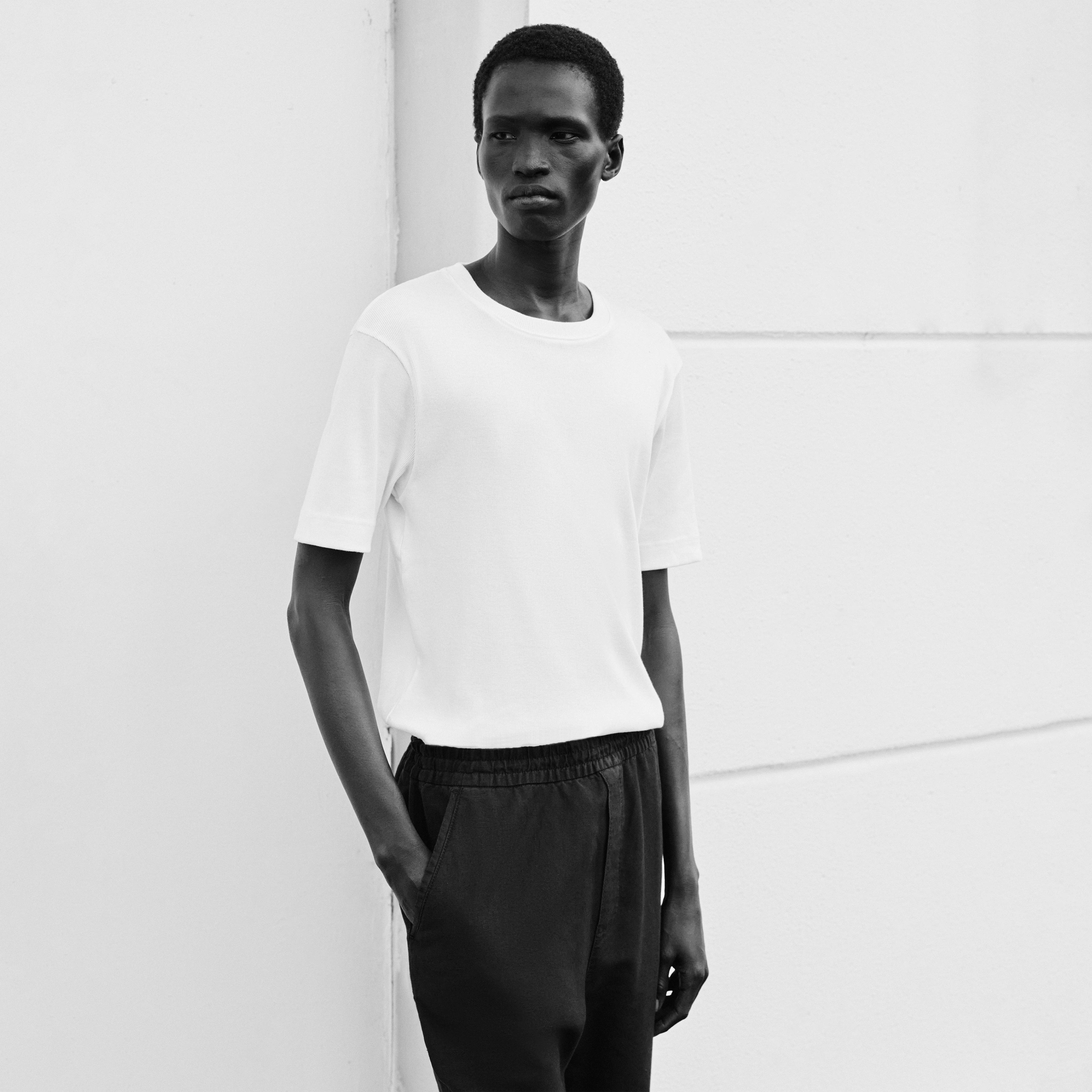 ENIL - Men's slim-fit cotton jersey T-shirt. - men - white