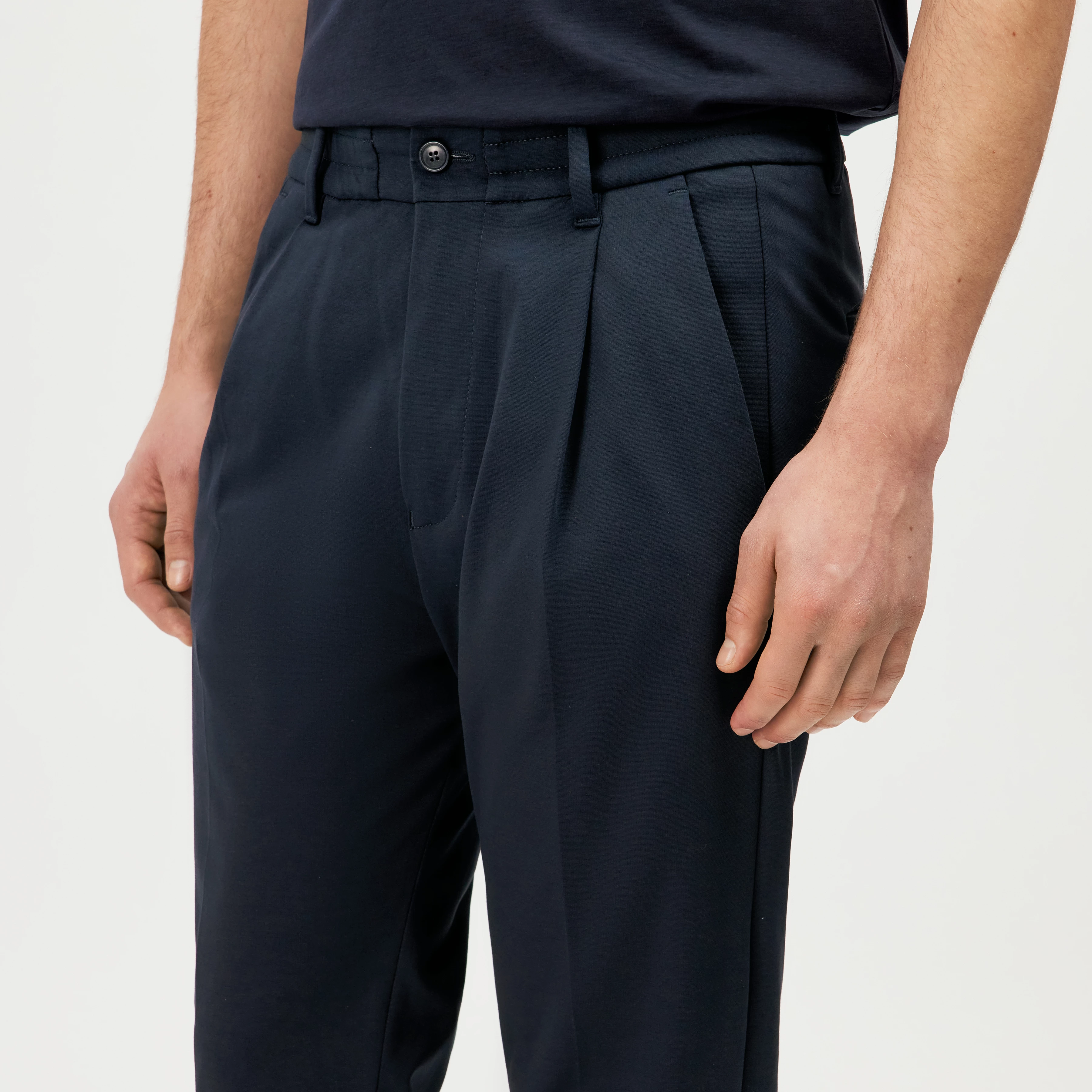 CHASY - Casual buks med læg i Punto Milano jersey - men - blå - Detailansicht am Model