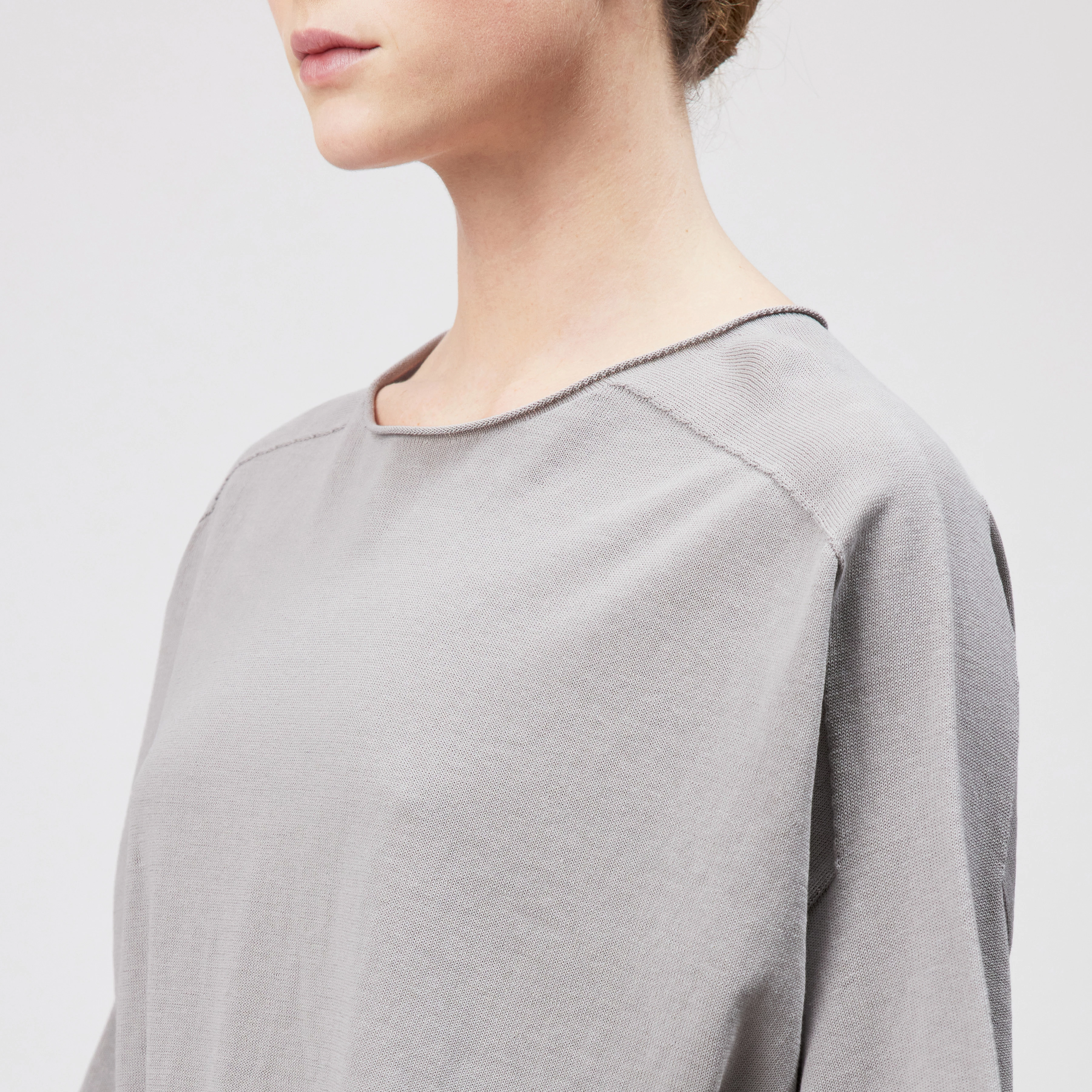 DILARY - Casual gebreid T-shirt in crêpe katoen - dames - grijs - Detailansicht am Model