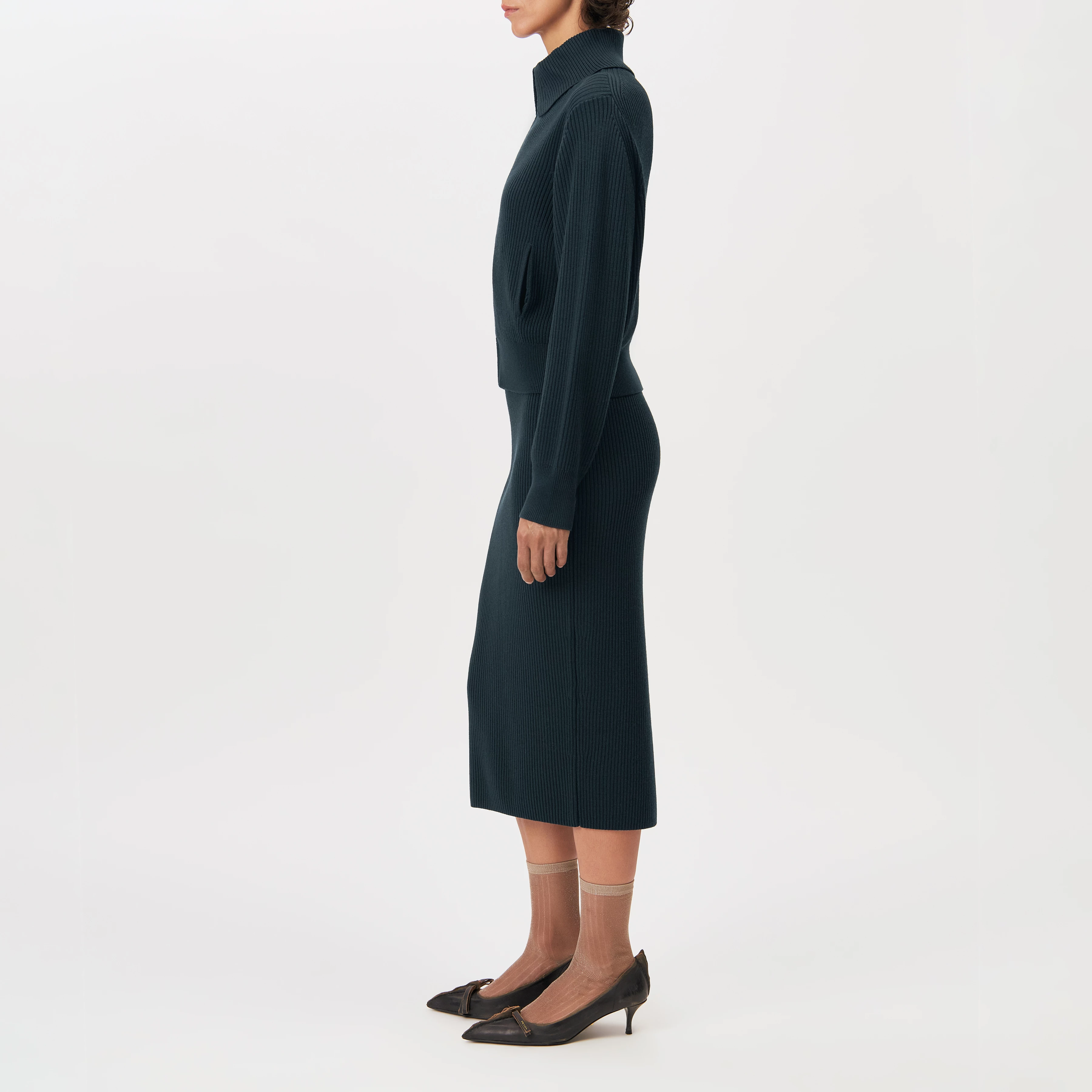 FIBIONE - Cropped ribbed cardigan - women - green - Seitenansicht