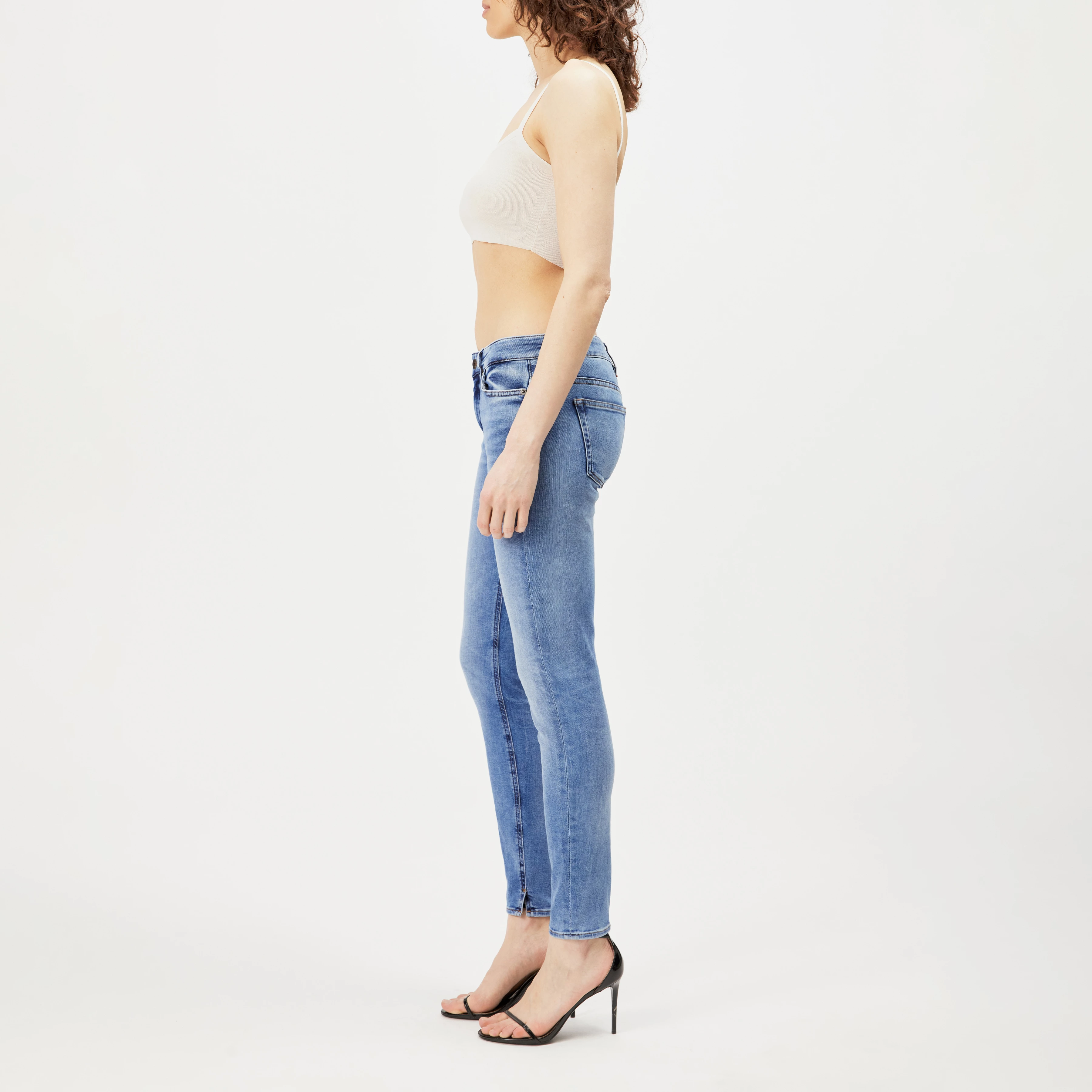 NEED - Low-waist skinny jeans in cotton-lyocell blend - women - blue - Seitenansicht