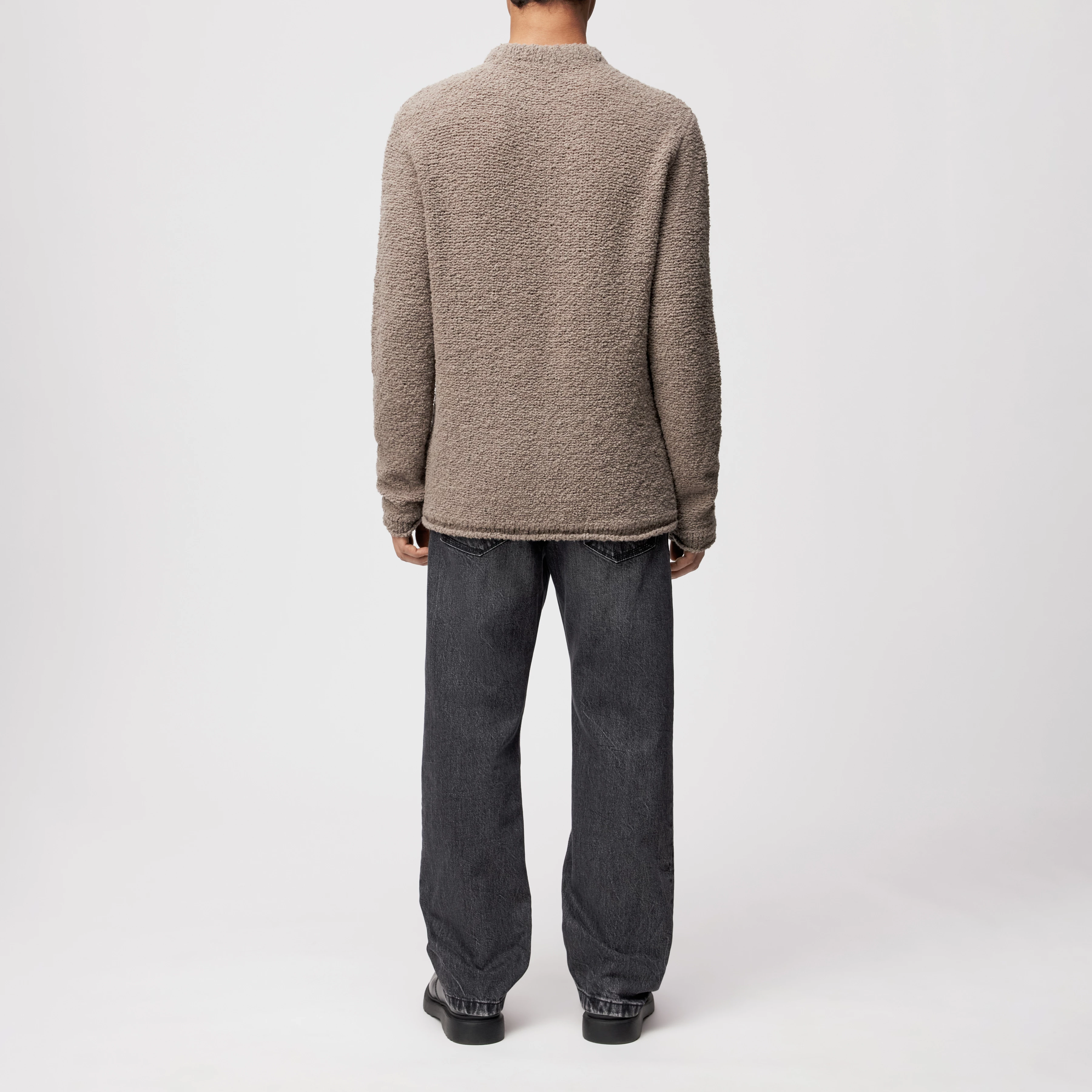 LEANDO - Rundhalspullover in Woll-Mix - Herren - braun - Rückansicht