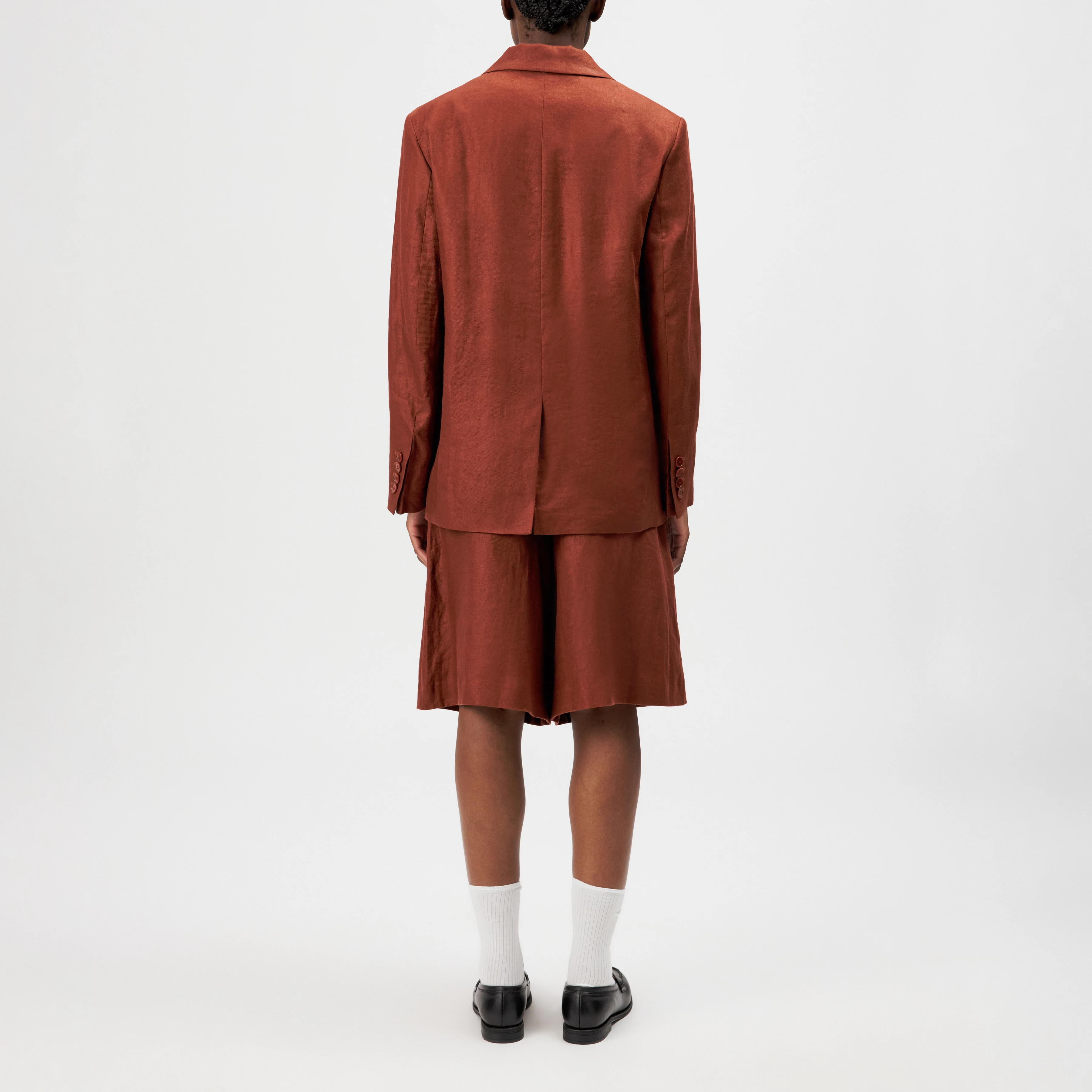 MOWTIE - Blazer décontracté à un bouton en lin pur - women - rouge - Rückansicht