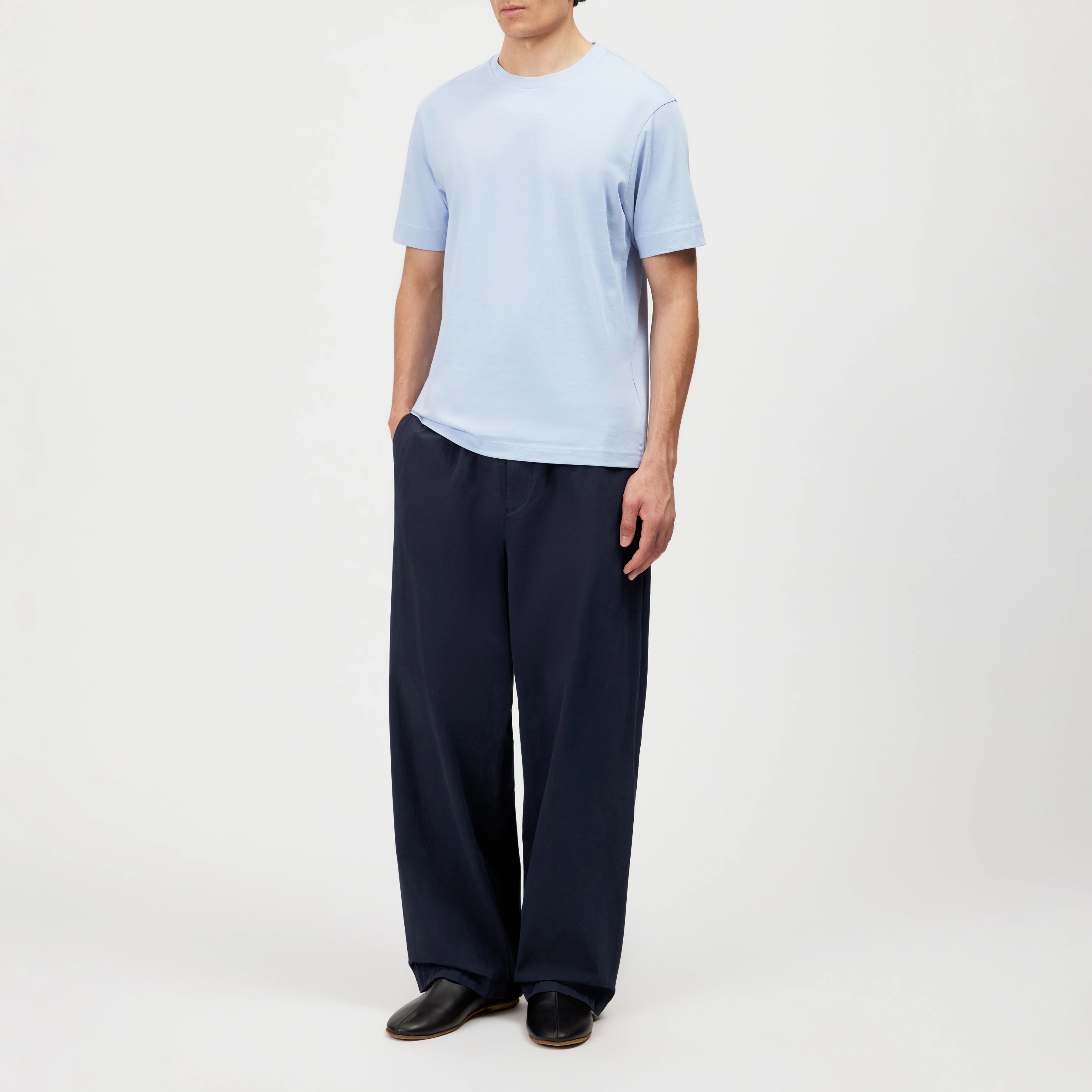 RAPHAEL - T-shirt in pure cotton - men - blue - Ganzkörper-Frontansicht