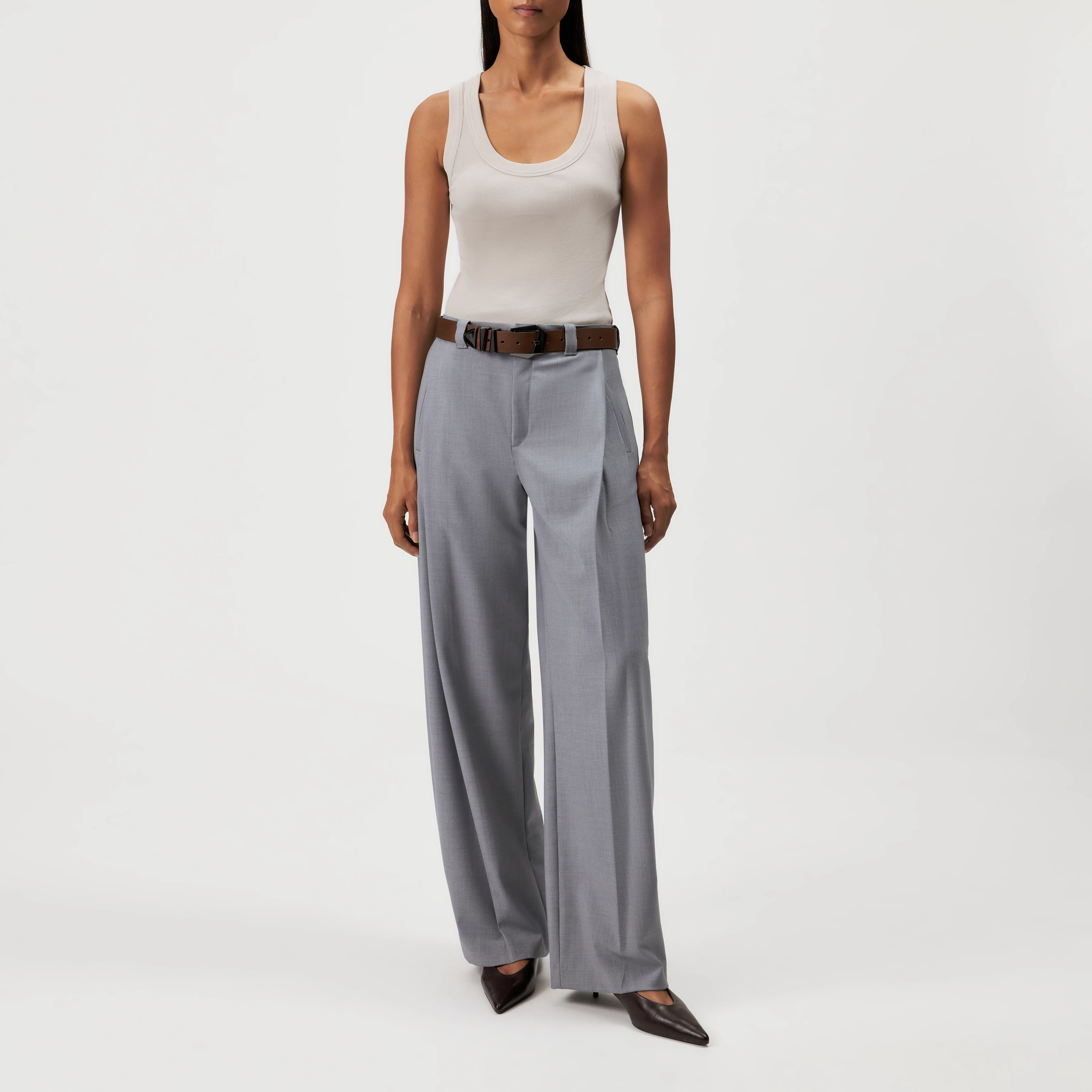 UNPACK - Gabardine trousers - women - grey - Ganzkörper-Frontansicht