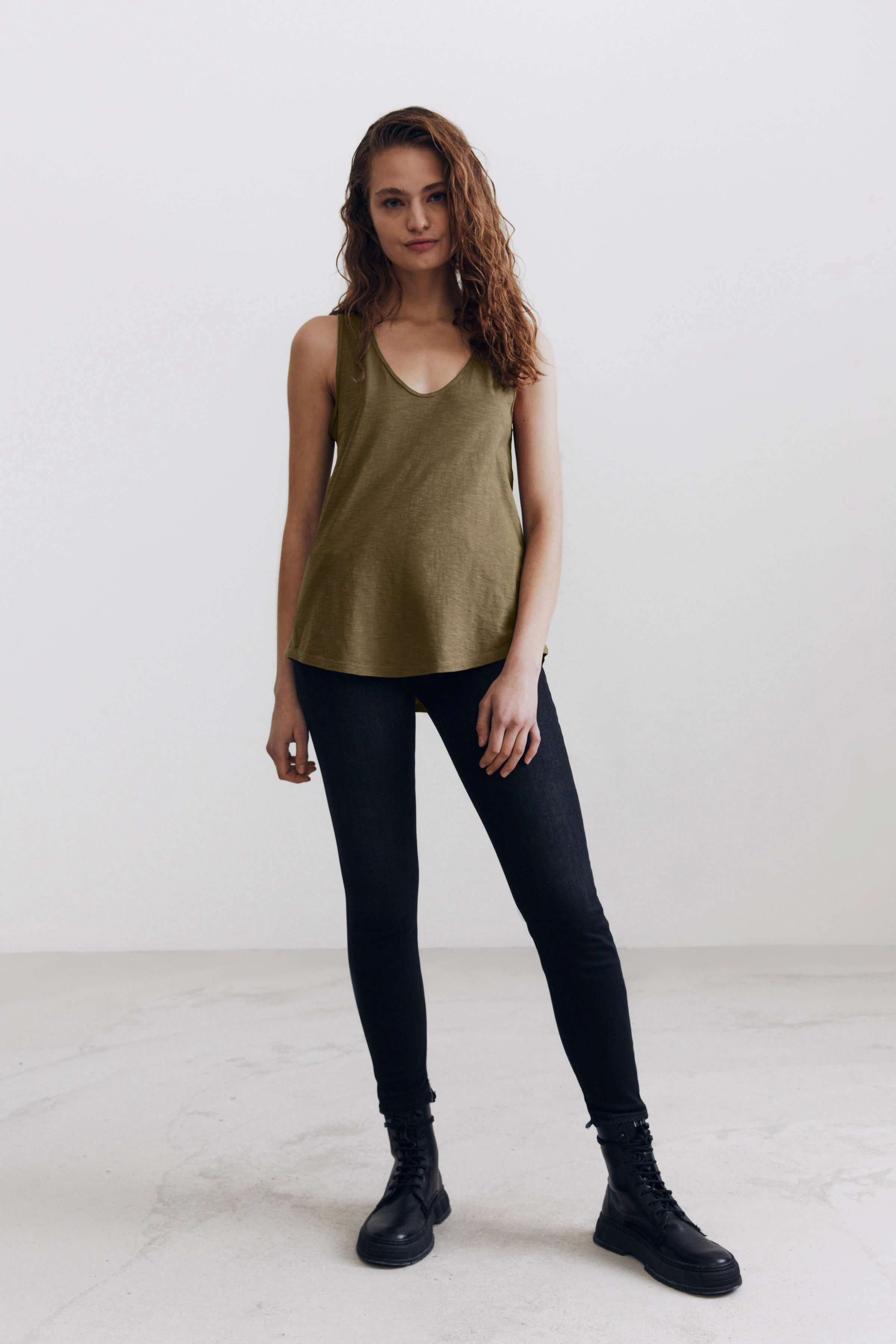 SAIMI - Jerseytop aus Baumwolle - Damen - grün - Ganzkörper-Frontansicht