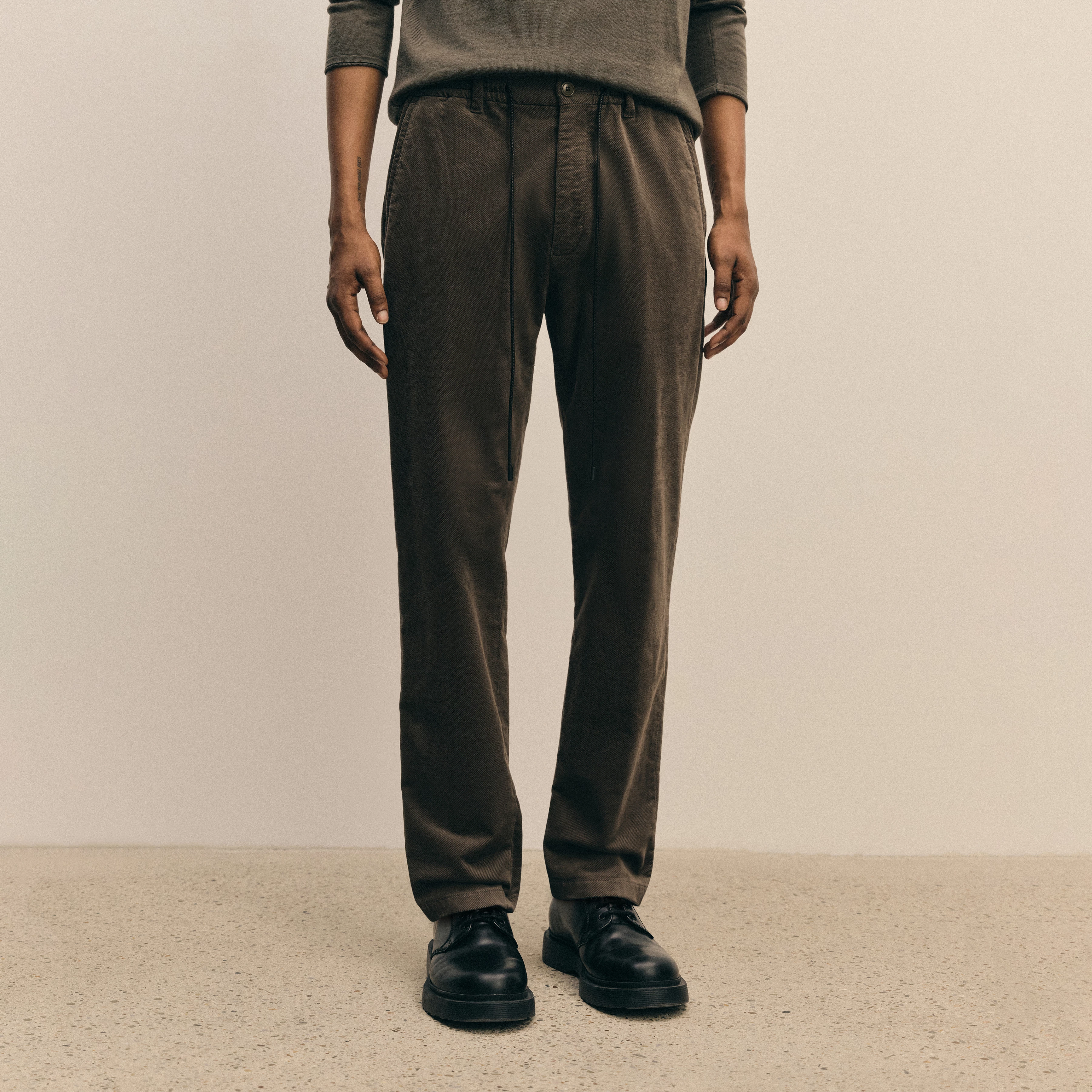 DEGER - Jogpants mit Tunnelzug in Samt - Herren - grün