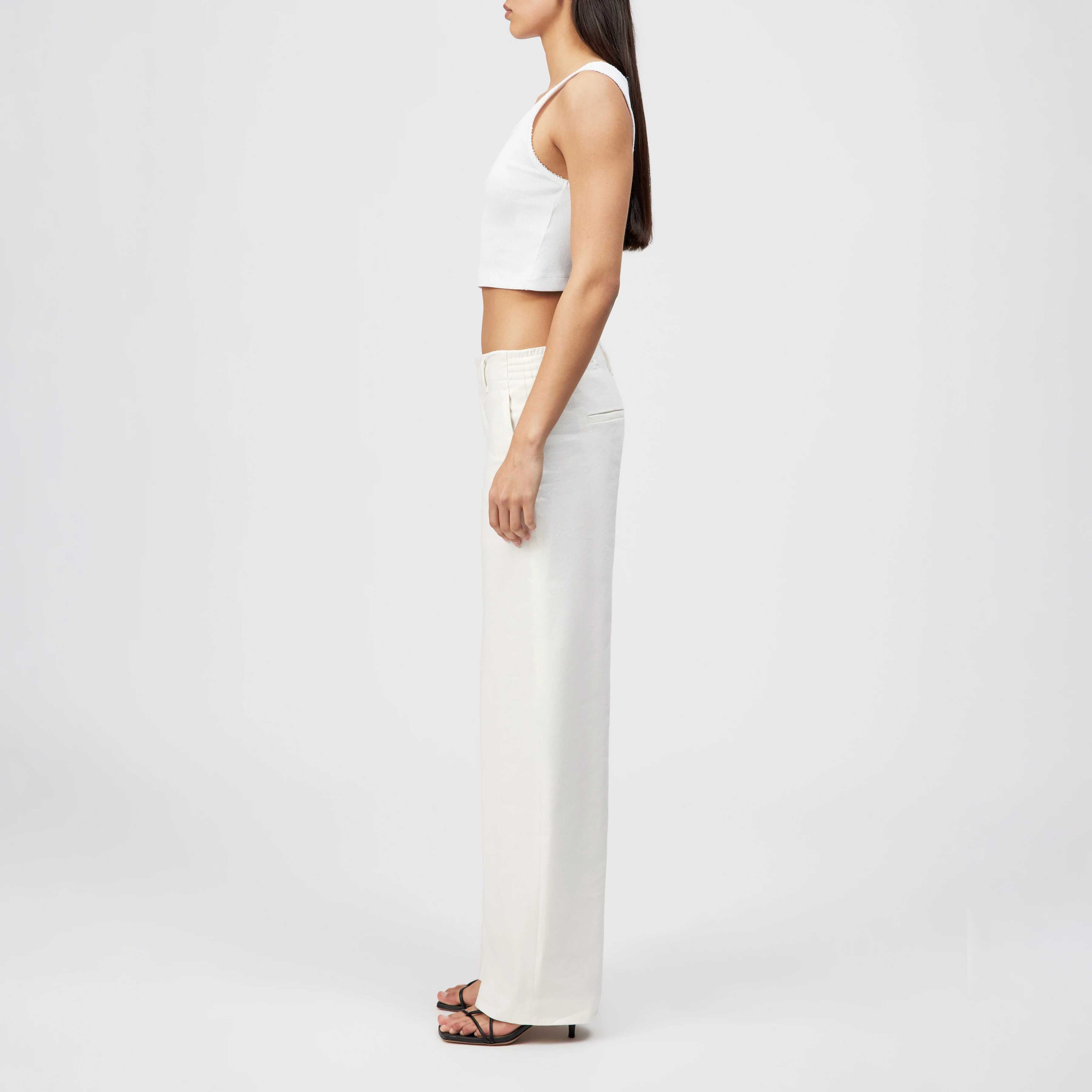 DUTIFUL - Wide trousers in linen blend - women - off white - Seitenansicht