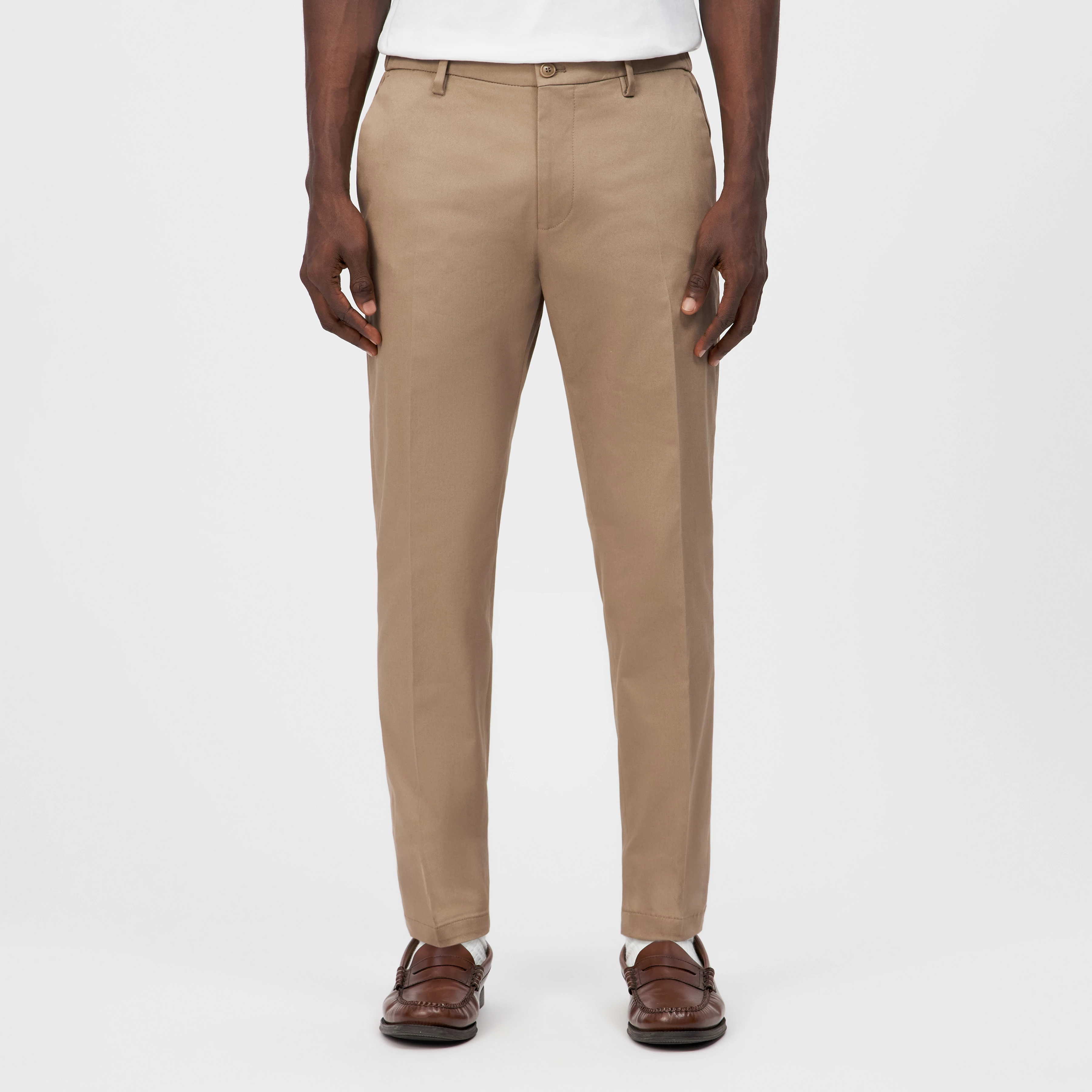 AJEND - Pantalon confectionné en gabardine de coton - men - marron - Frontansicht
