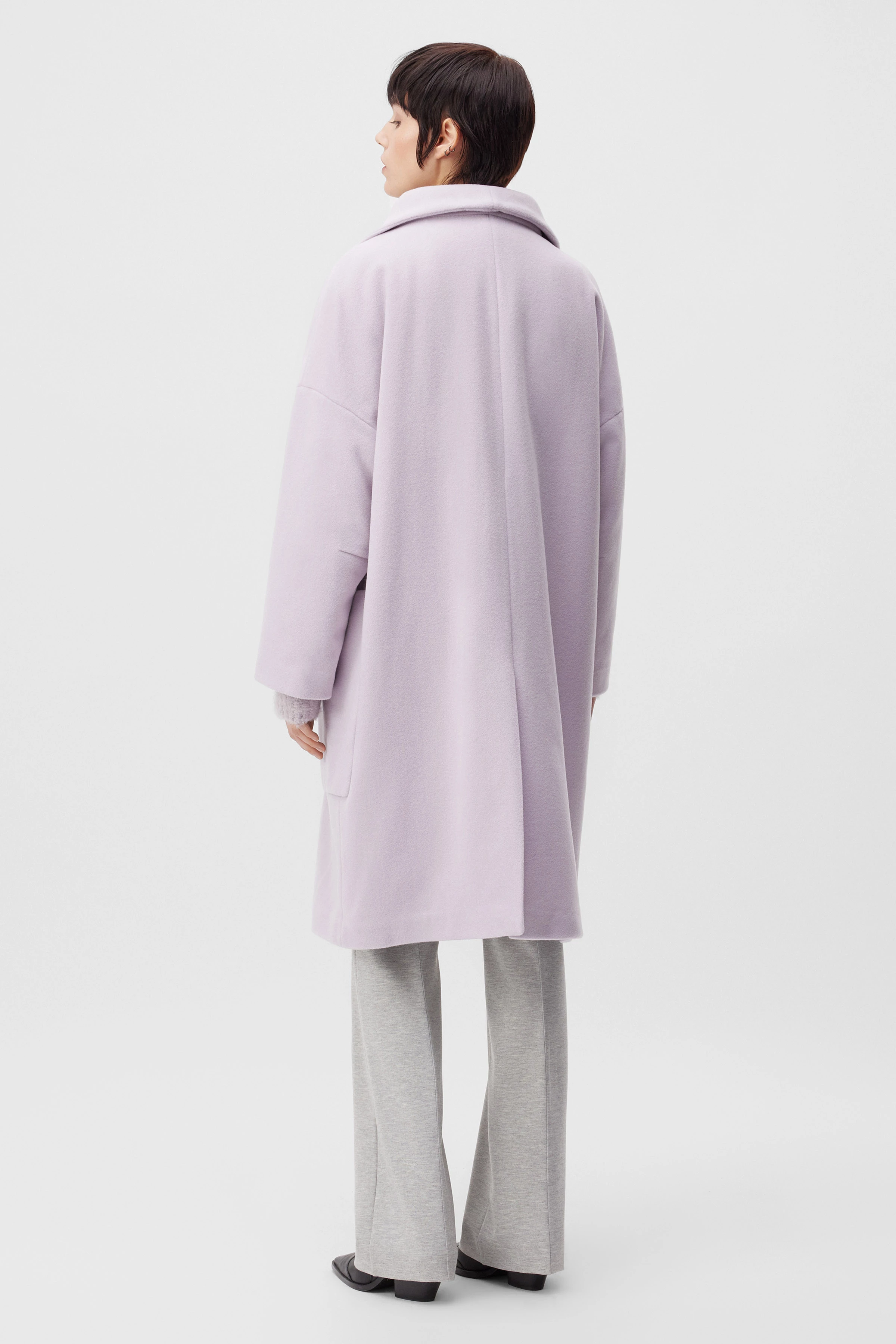 THEYDON - oversized Mantel in Wollflausch - Damen - lila - Rückansicht