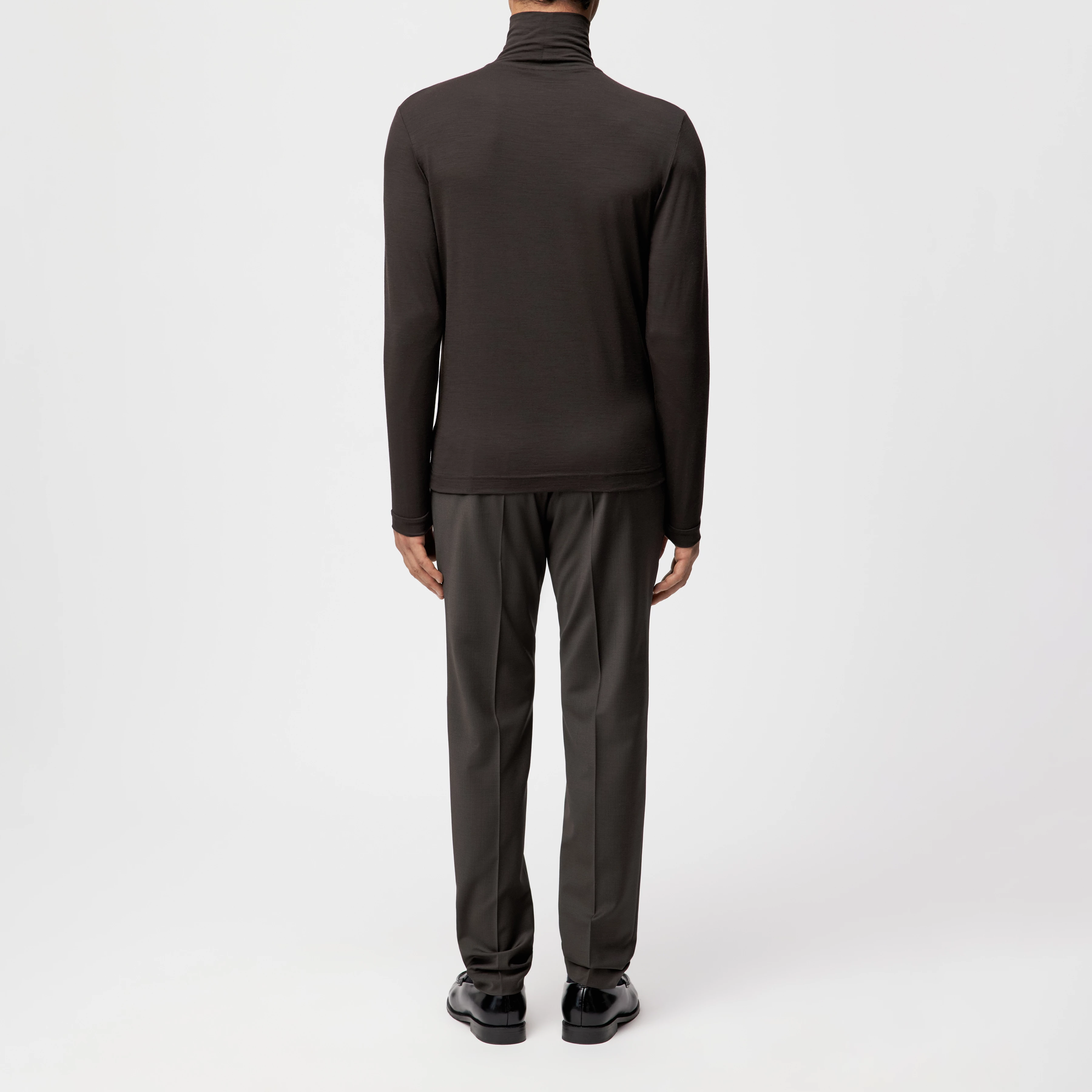 EMANUEL - Turtleneck Shirt in Merino-Mix - Herren - braun - Rückansicht