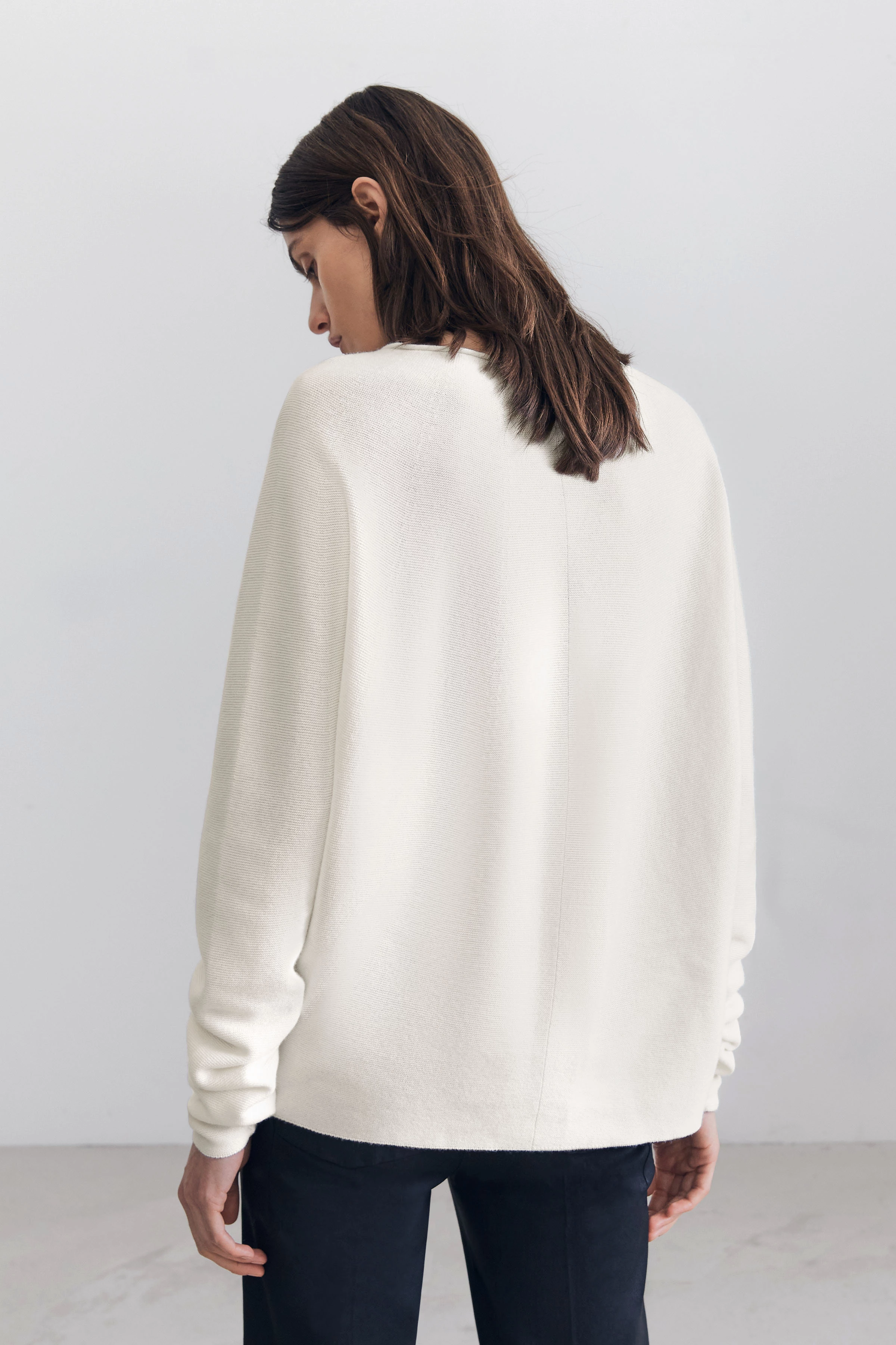 MAILA - Egg-shaped Rundhalspullover - Damen - off white - Rückansicht