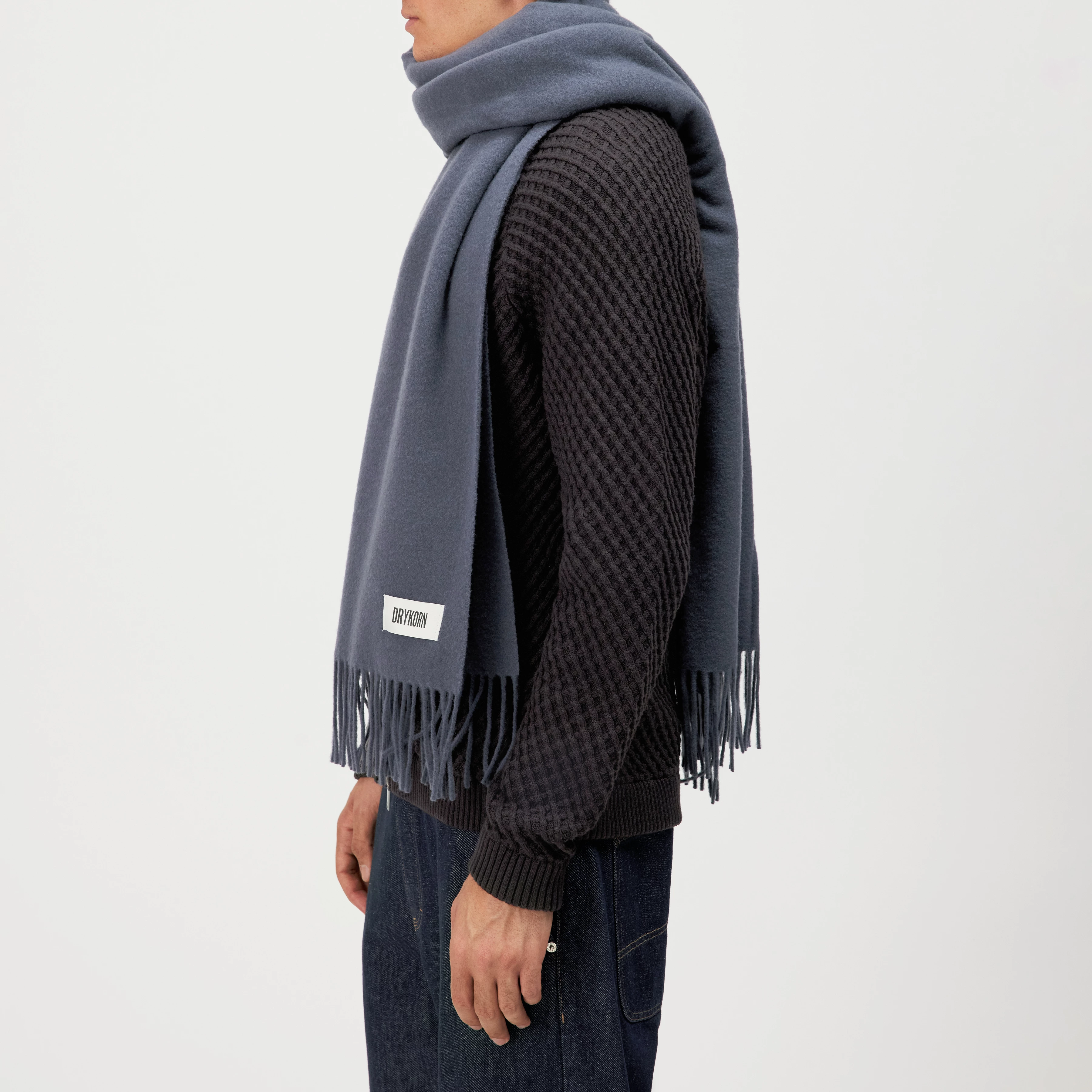 GAZE_4 - Schal in Wolltwill - Unisex - blau - Seitenansicht