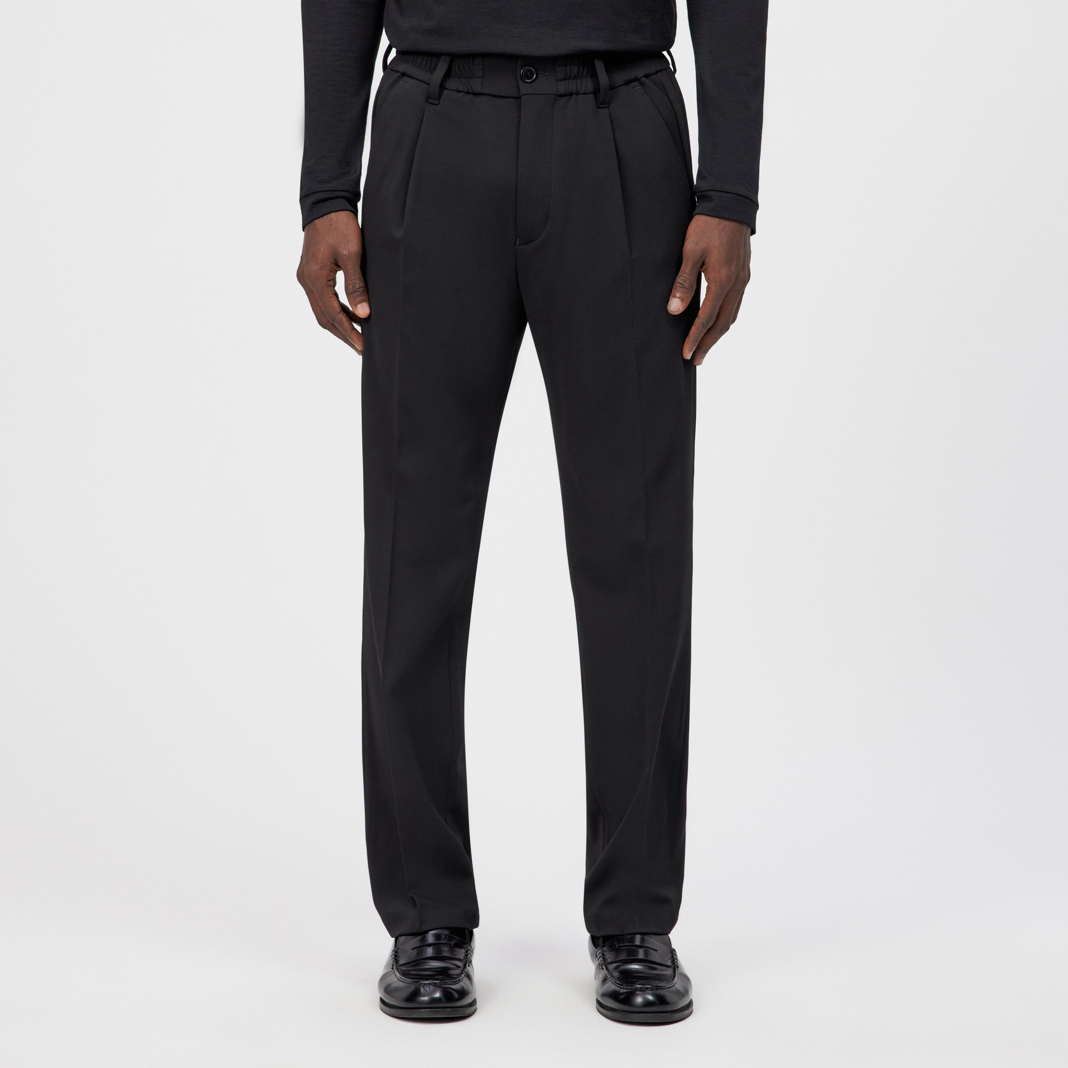 CHASY_RGLR - Casual trousers with pleats in nylon jersey - men - Natural Aluminium - Frontansicht