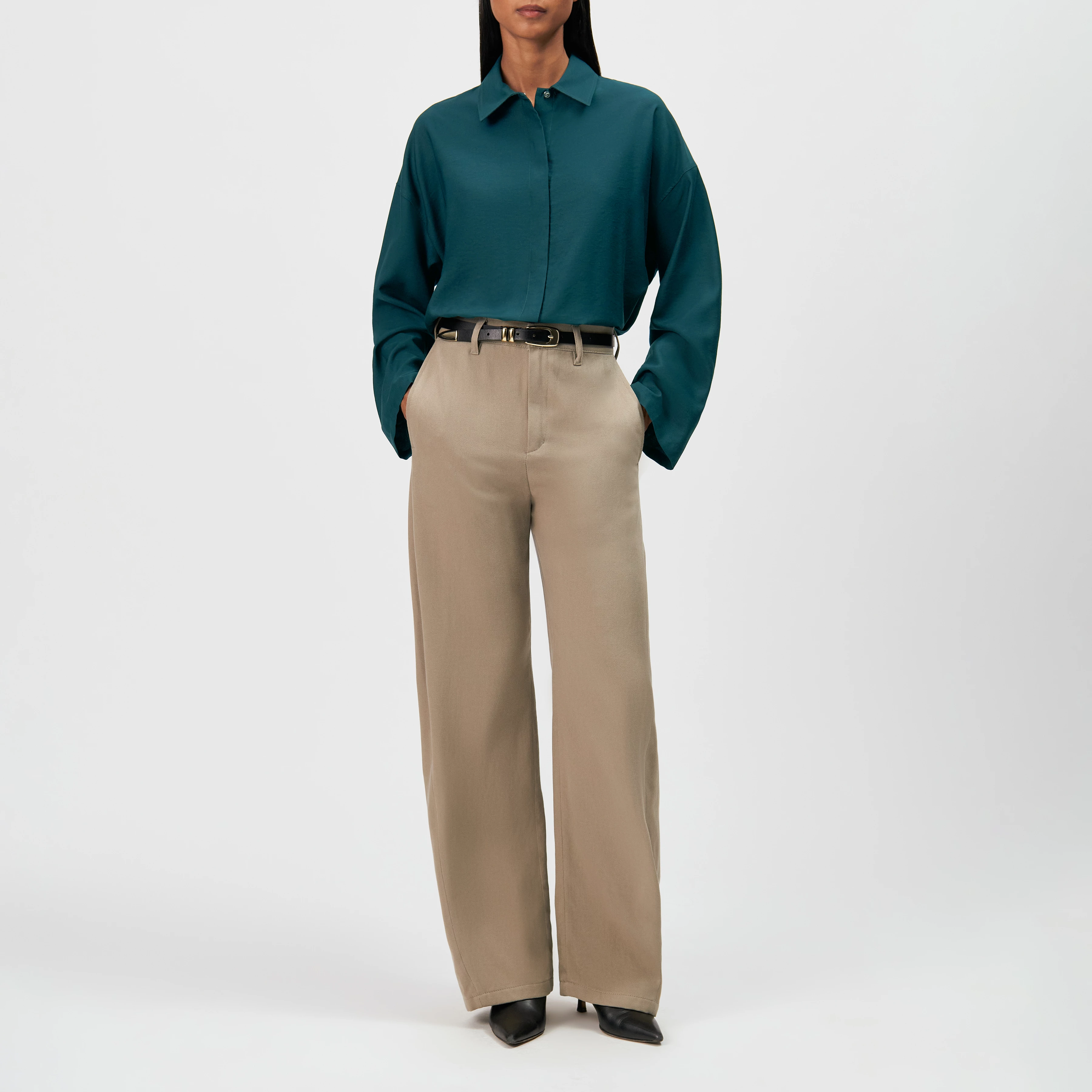RECEIVE - Pantalon ample coupe décontractée - women - beige - Ganzkörper-Frontansicht