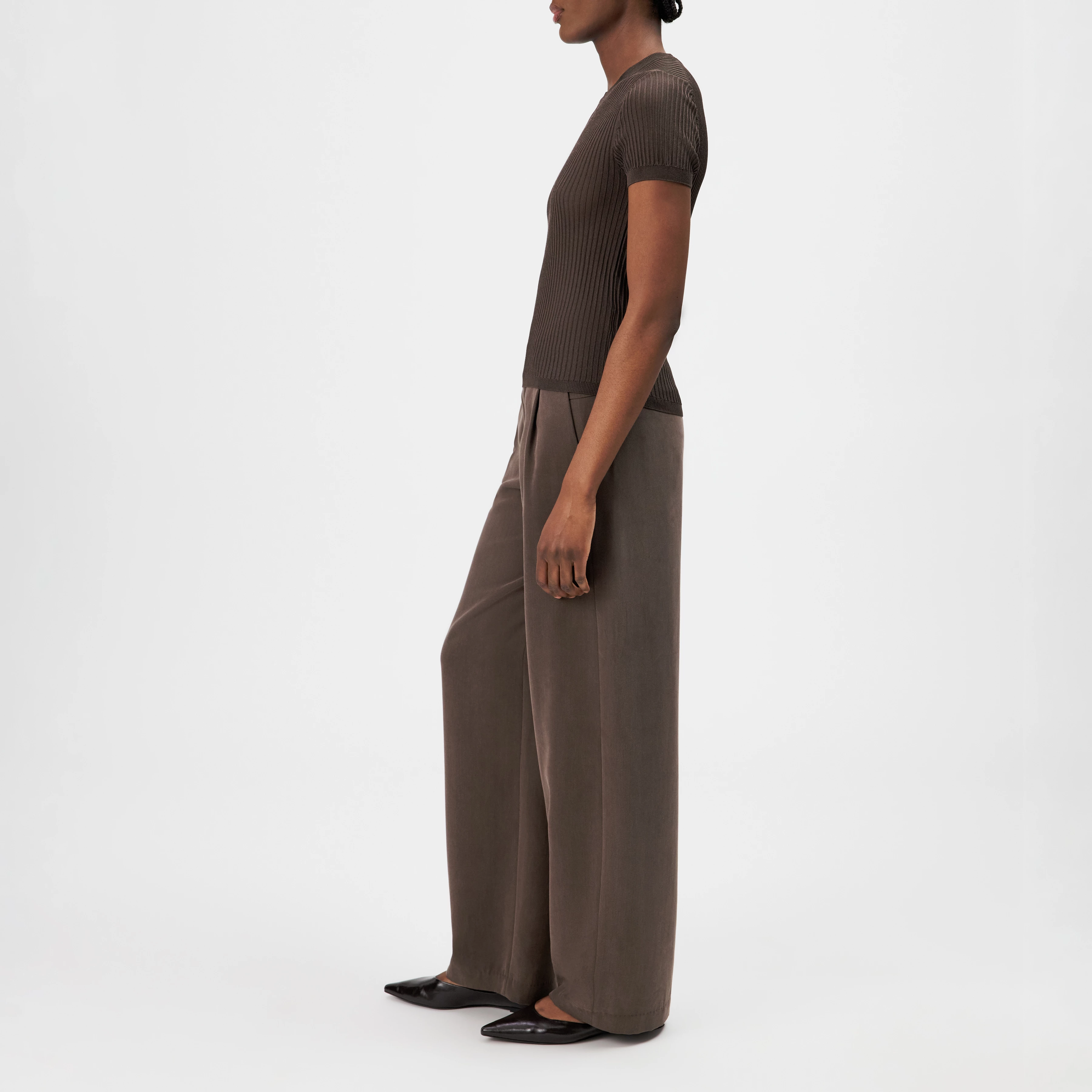 MOGLINI_2 - Crew Neck Knit T-Shirt with Ribbed Texture - women - brown - Seitenansicht