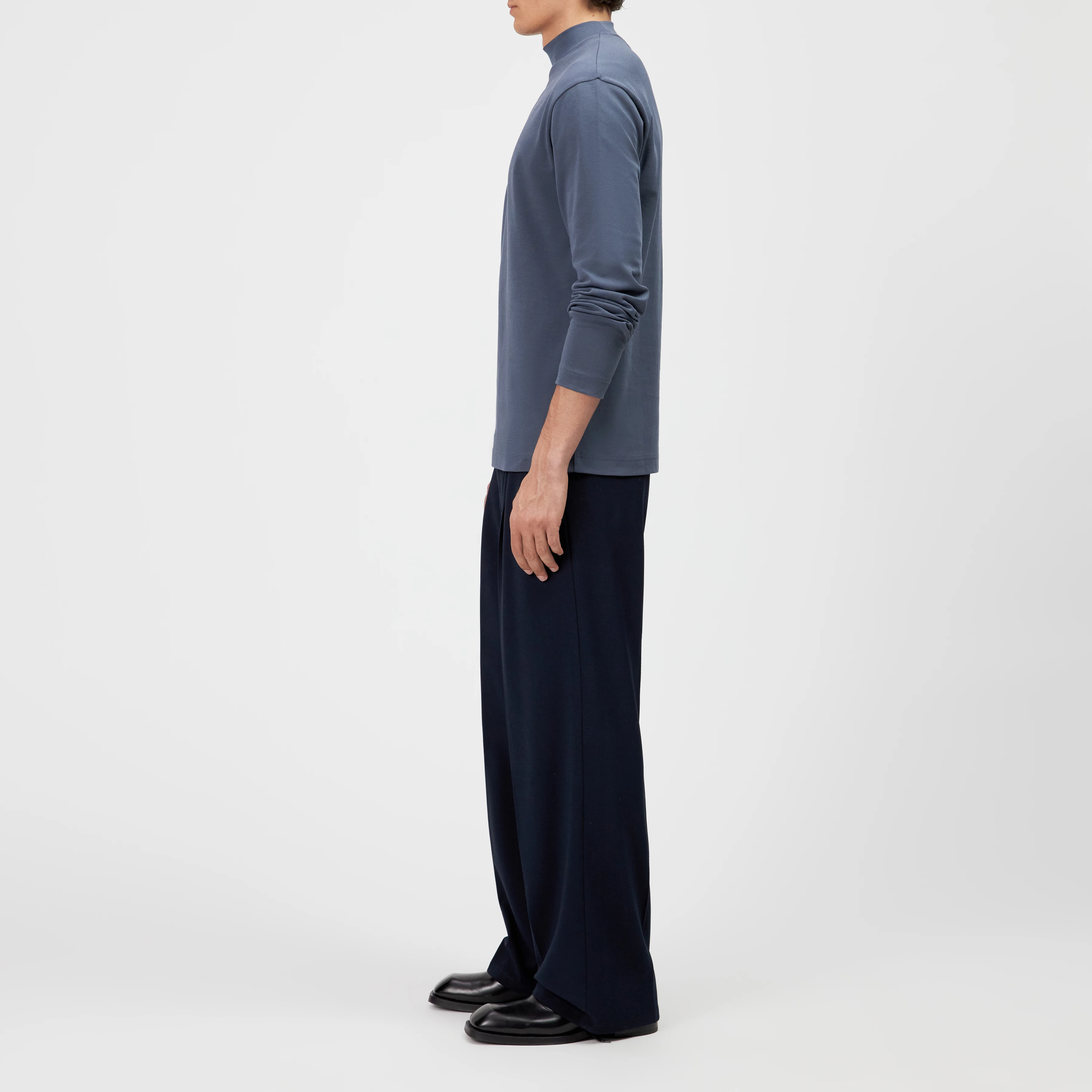 MORITZO - Long-sleeved top with stand-up collar in stretch cotton - men - blue - Seitenansicht