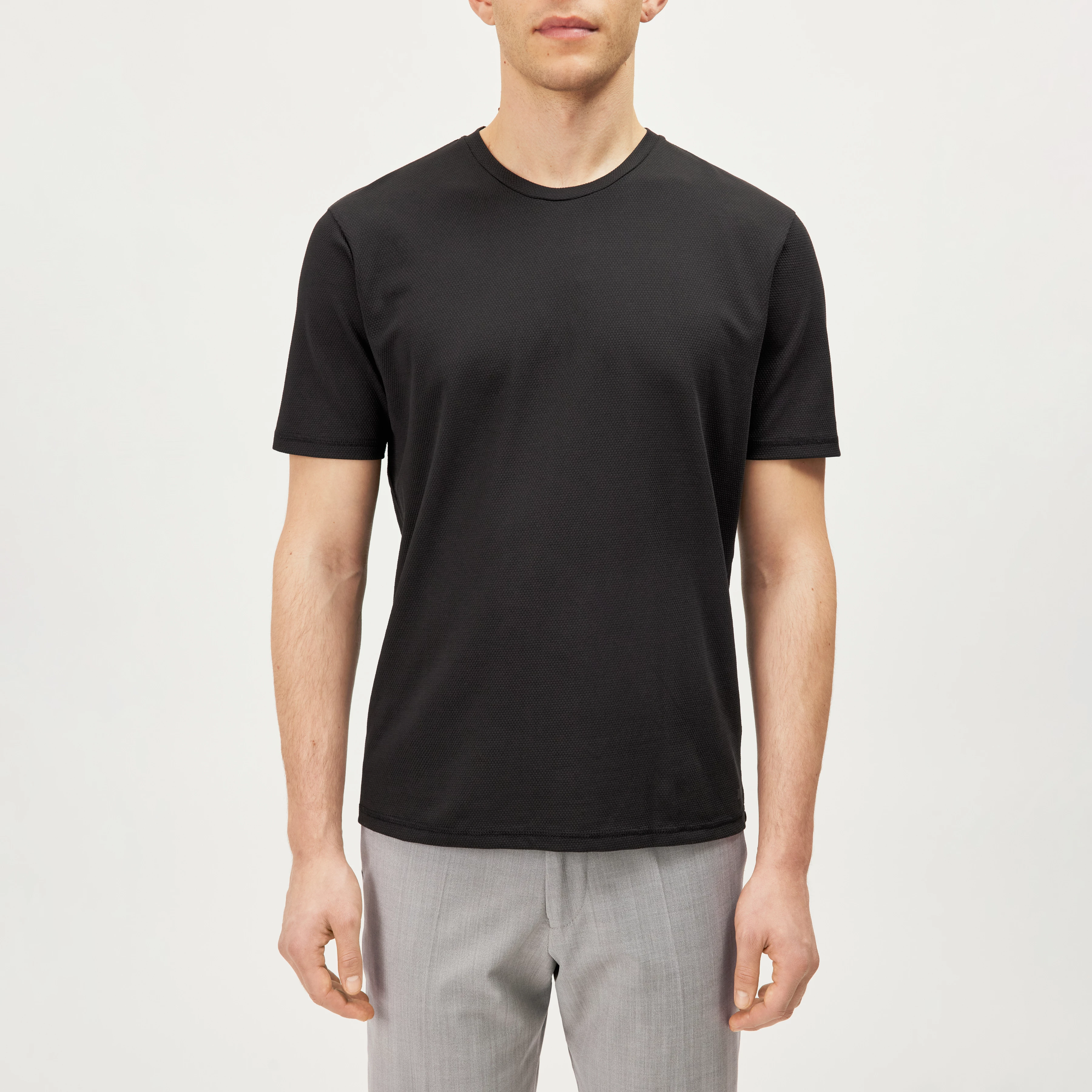 ERICKO - Regular Fit Cotton Blend T-Shirt - men - black - Frontansicht