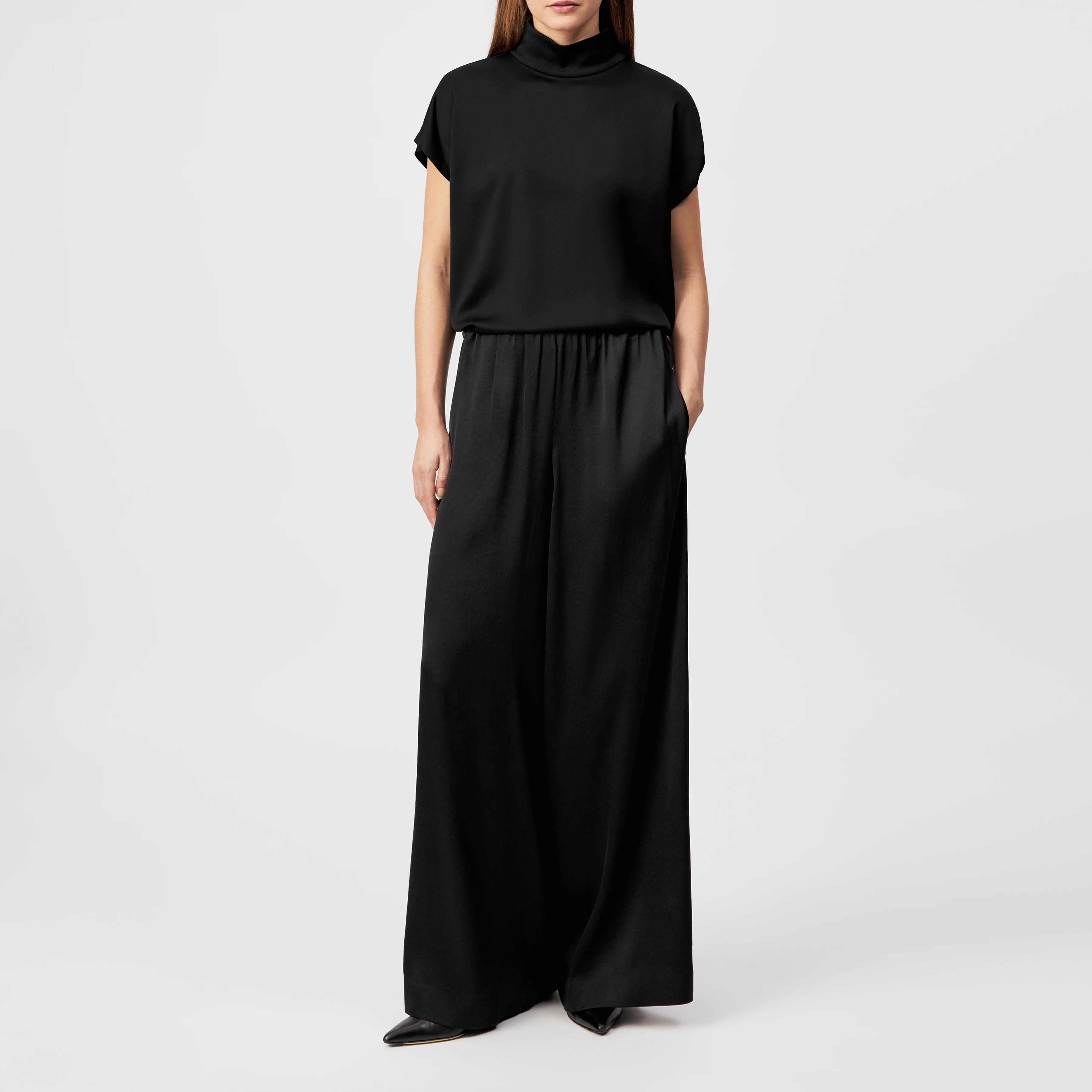 TWEEZER - Wide trousers in satin - women - Natural Aluminium - Ganzkörper-Frontansicht