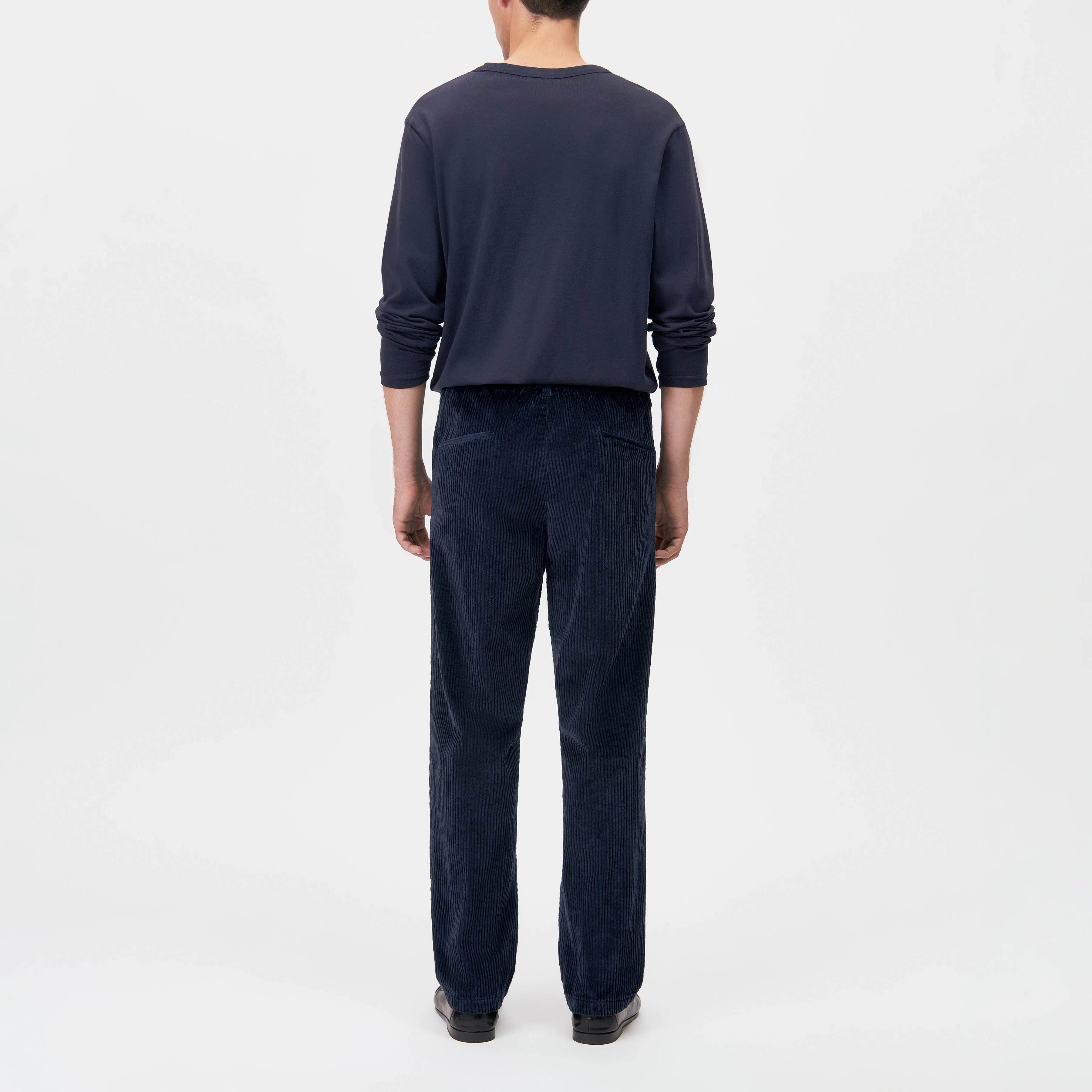 CHASY_RGLR - Casual Hose mit Bundfalte in Jumbo Cord - Herren - blau - Rückansicht