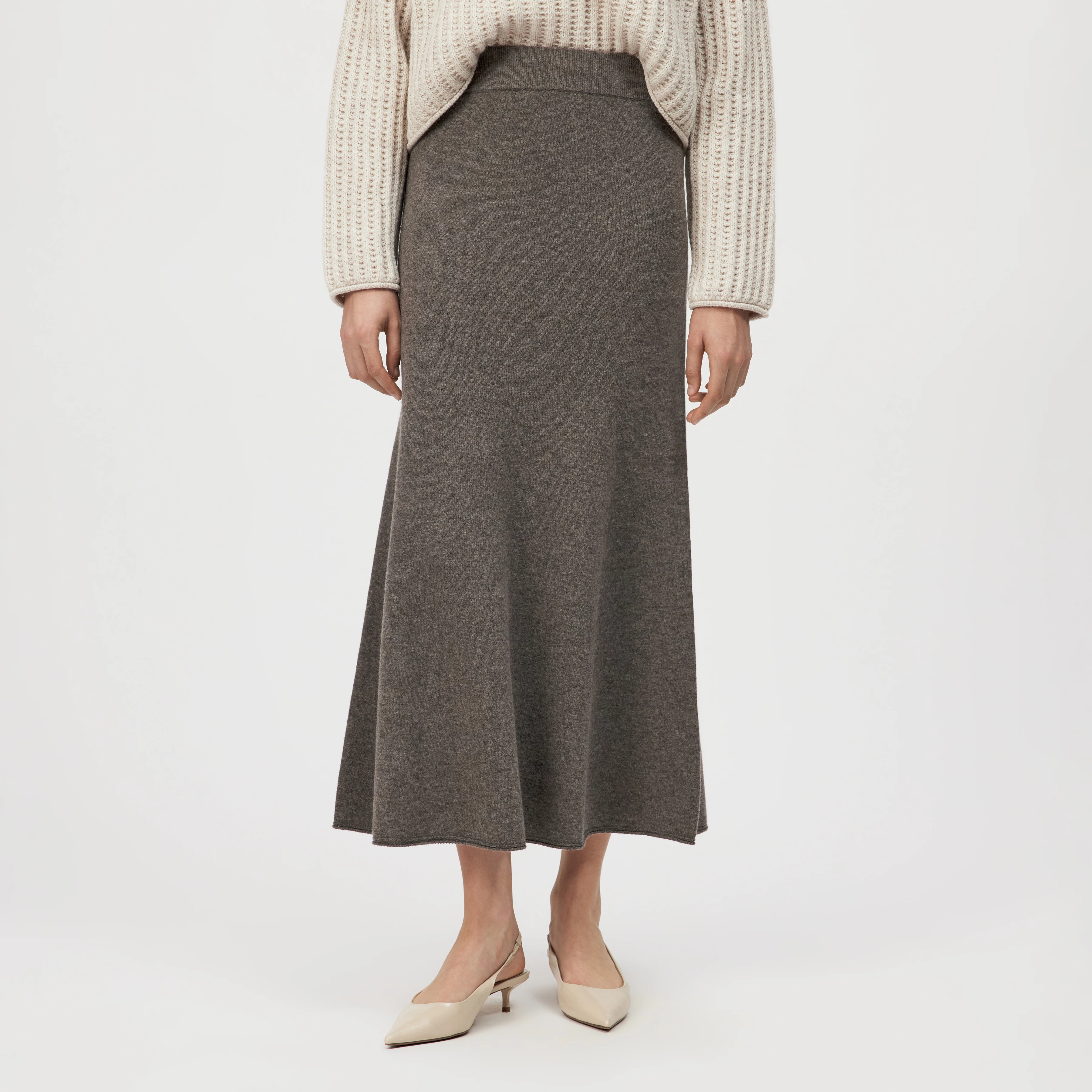 VERESE - Strick-Godetrock in feiner Schurwolle - Damen - grau - Frontansicht