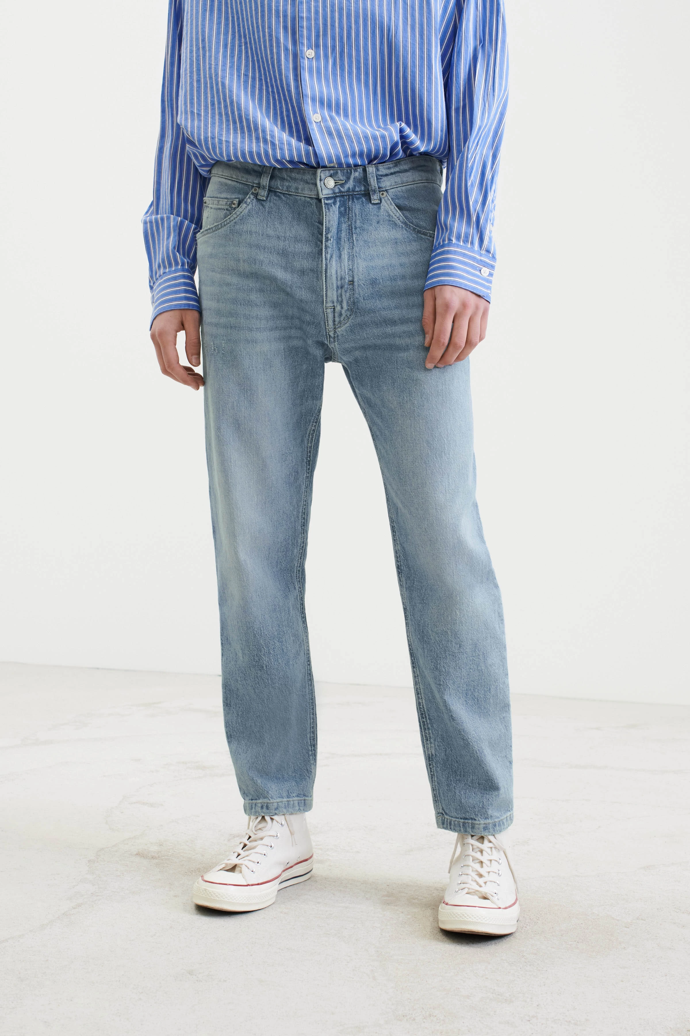 BIT - hellblaue authentic washed relaxed Fit Jeans - Herren - blau - Frontansicht