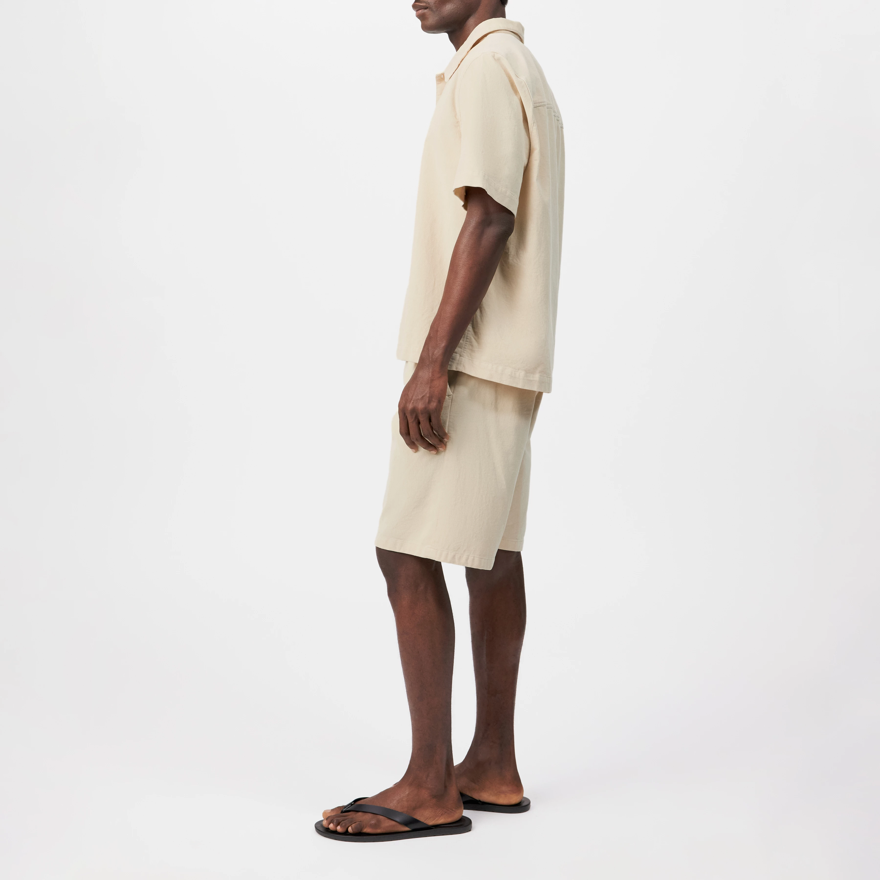 MERYN - Corduroy short-sleeve shirt - men - beige - Seitenansicht
