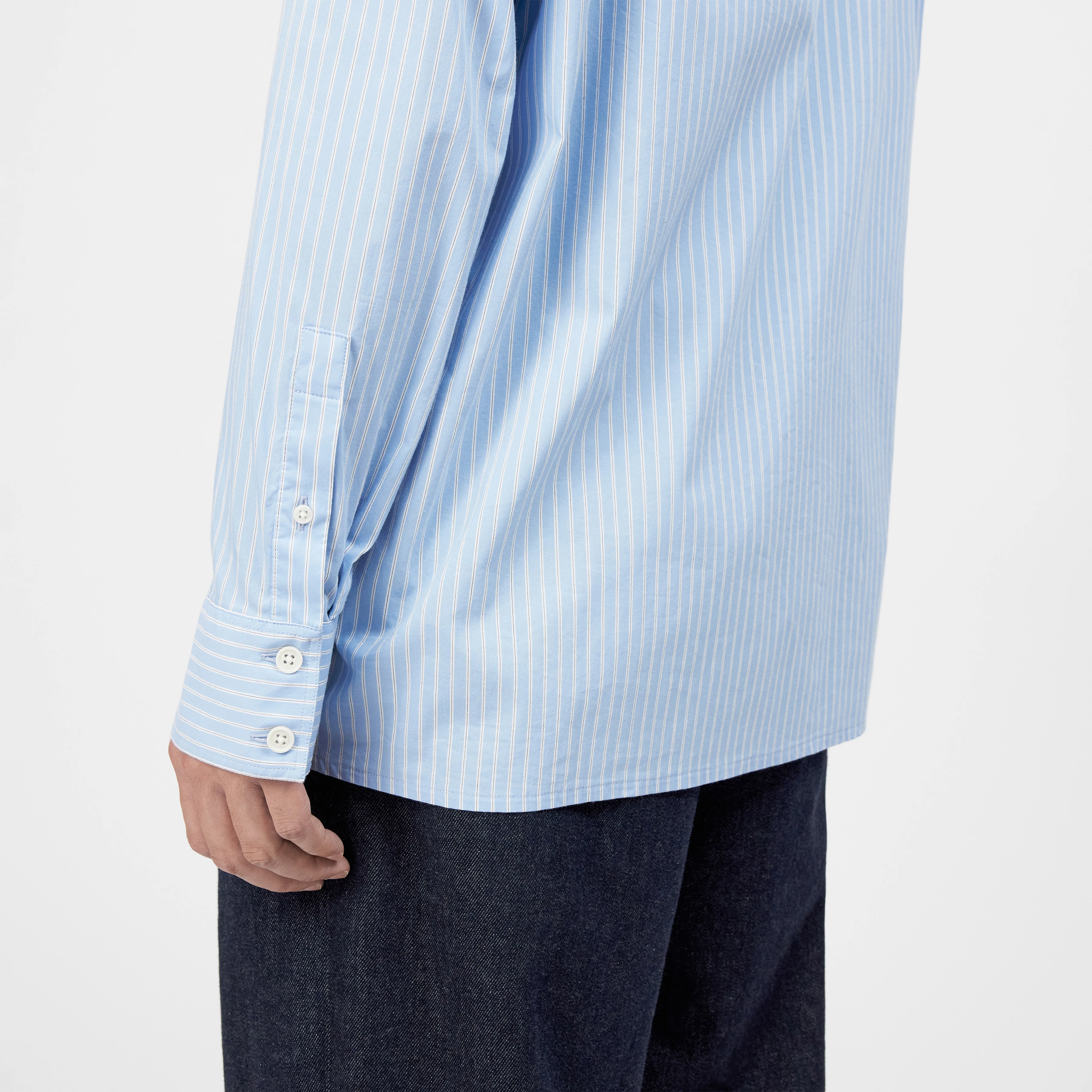 GAUNT - Klassisches Langarmhemd in Baumwoll-Mix - Herren - blau - Detailansicht am Model