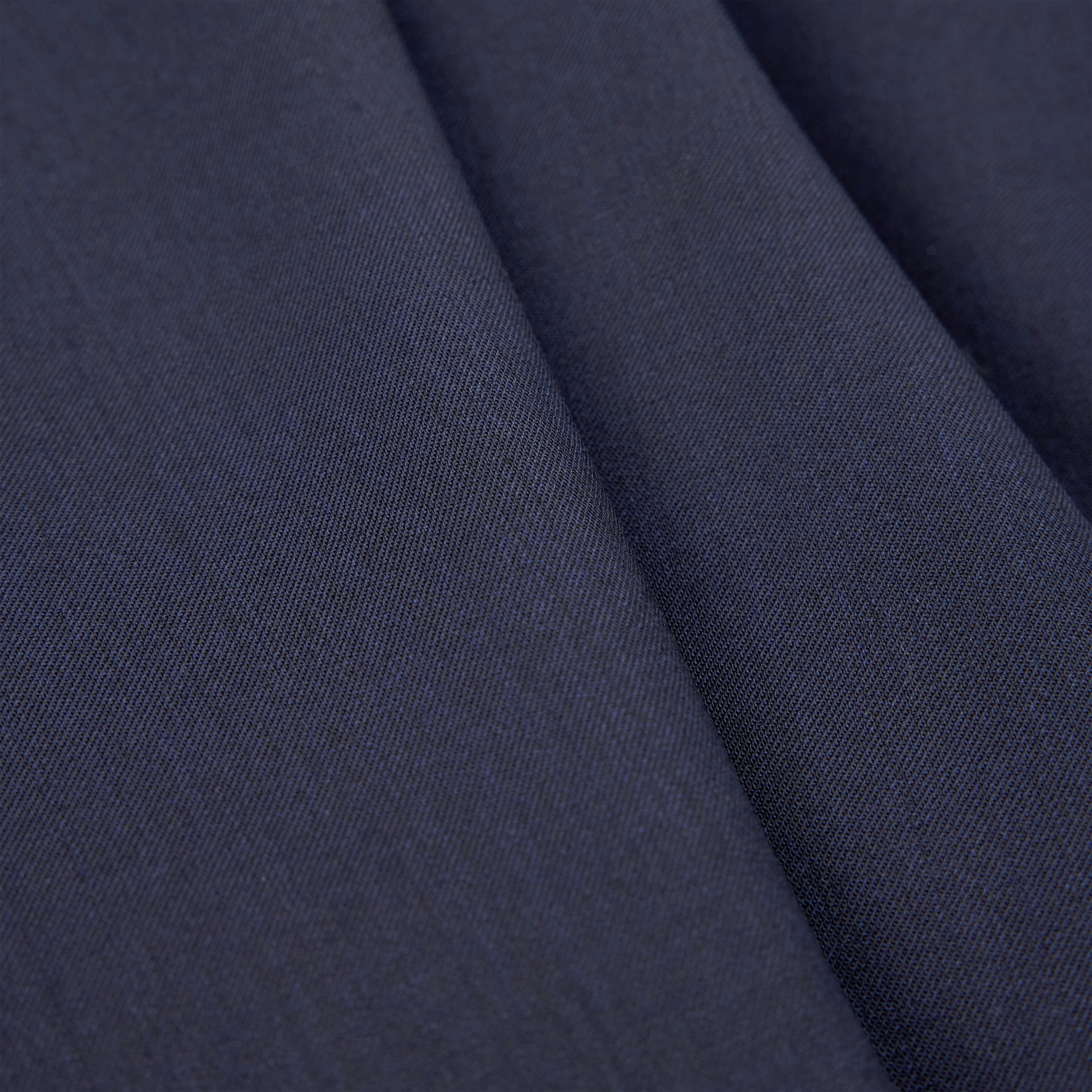 LW_HELL_MUT - Avantgardistischer Anzug in Wollserge - Herren - blau - Materialbild (B2C)