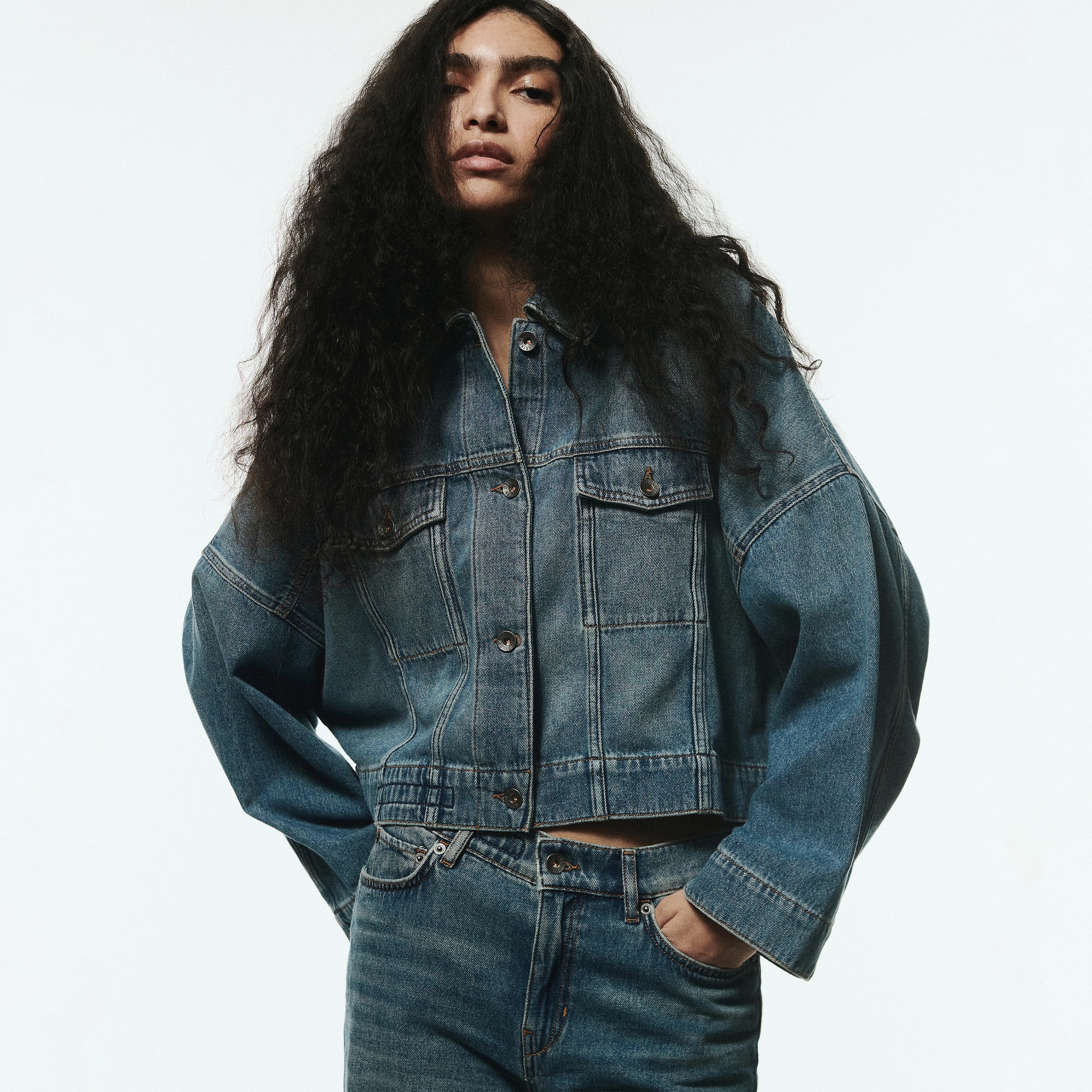 HOLBROOKS - Oversized Jeansjacke in reiner Baumwolle - Damen - blau