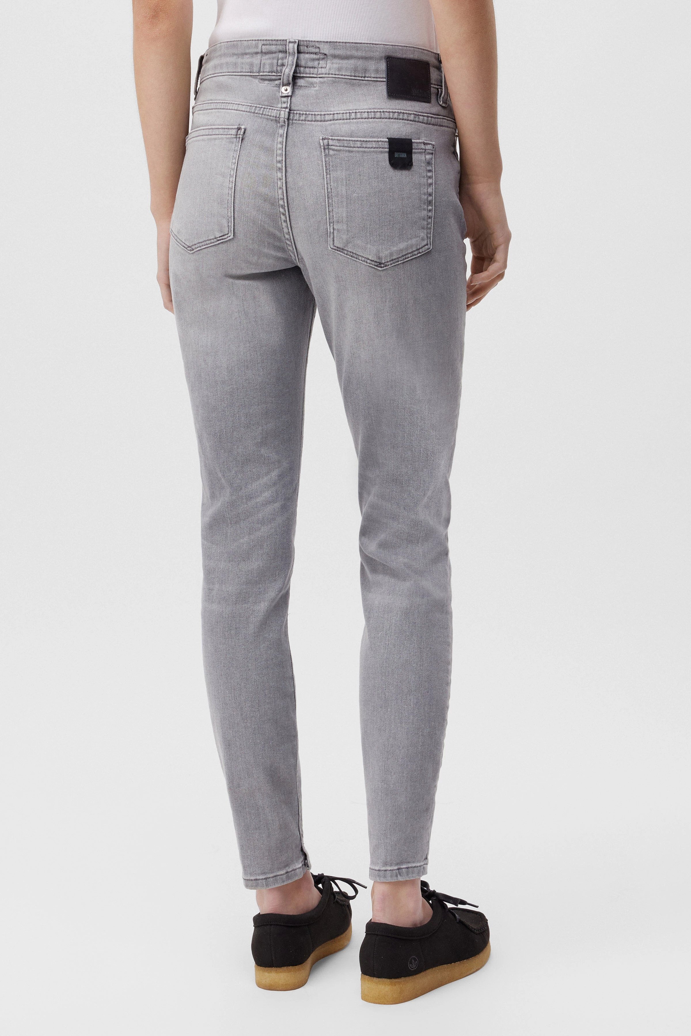 NEED - Low-waist Skinny Jeans - Damen - grau - Rückansicht