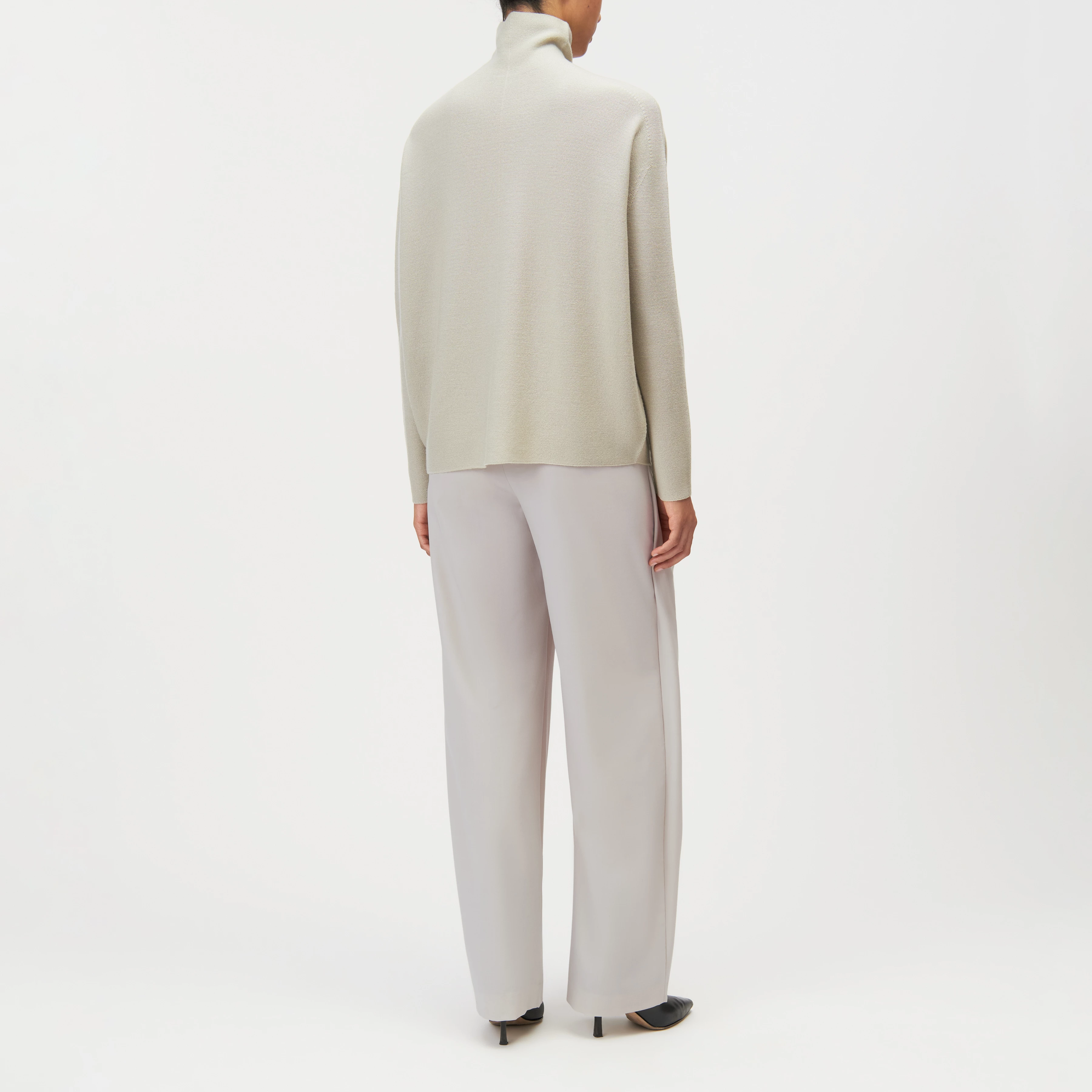 LIORA - Pull à col roulé forme œuf en 100% laine mérinos - women - vert - Rückansicht
