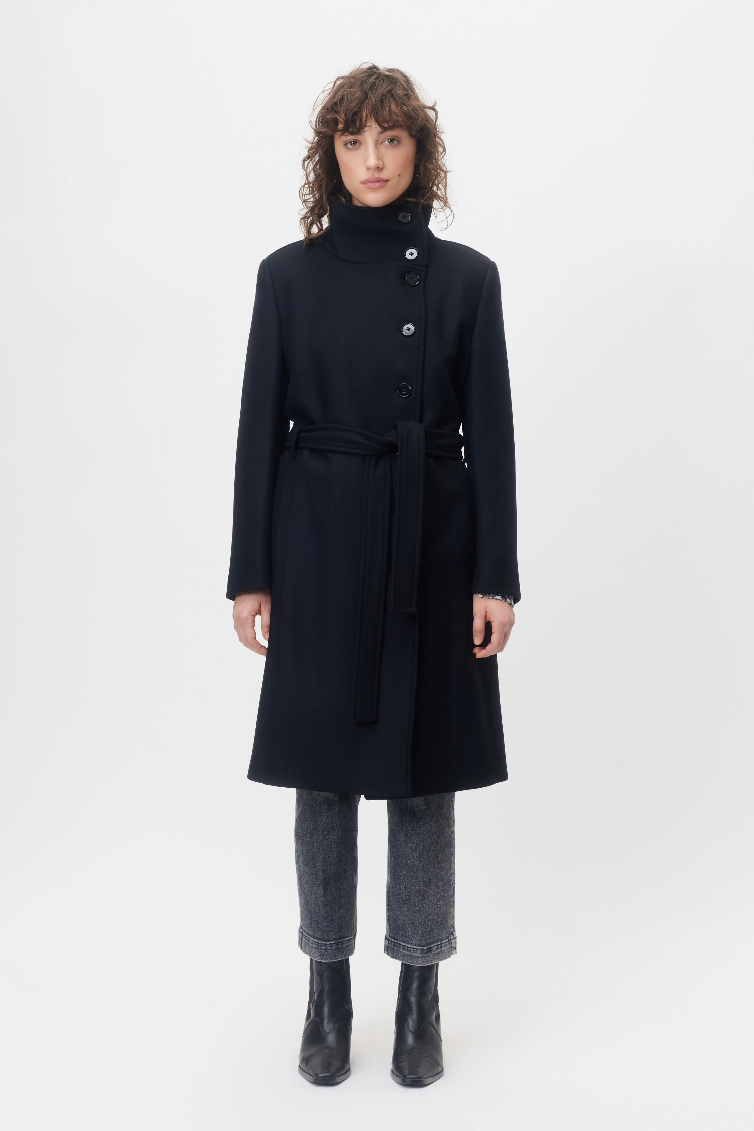 LEWISHAM - Uniformmantel in winterlicher Woll-Mischung - Damen - schwarz - Ganzkörper-Frontansicht