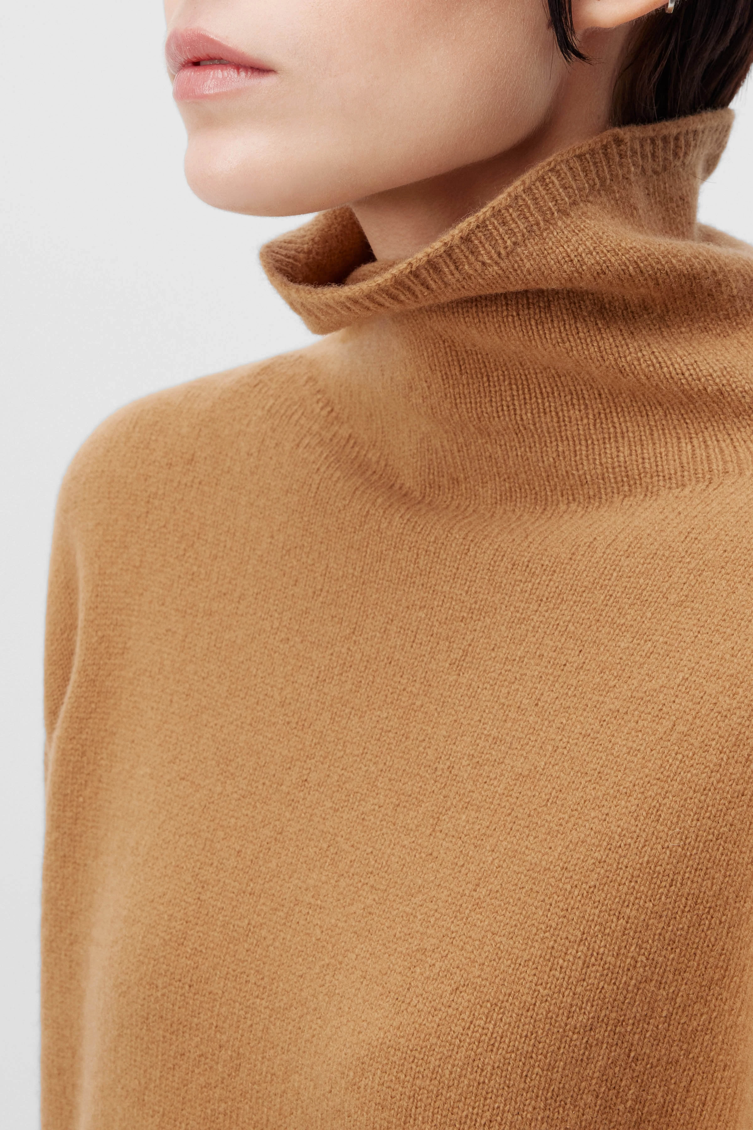 LIORA - coltrui van scheerwol - dames - bruin - Seitenansicht