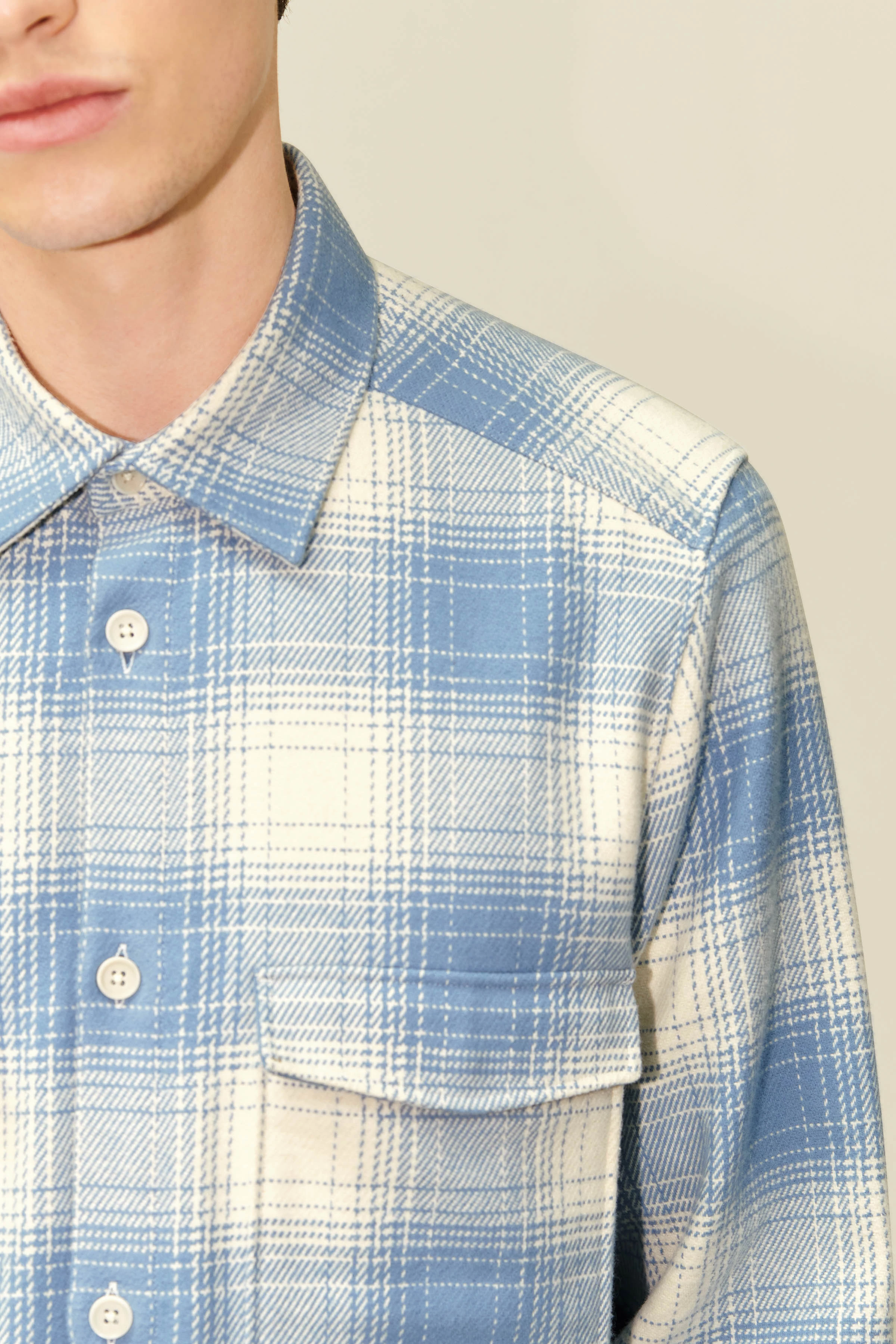 GUNRAY - Relaxed Fit Overshirt in heavy Flanell - Herren - blau - Seitenansicht