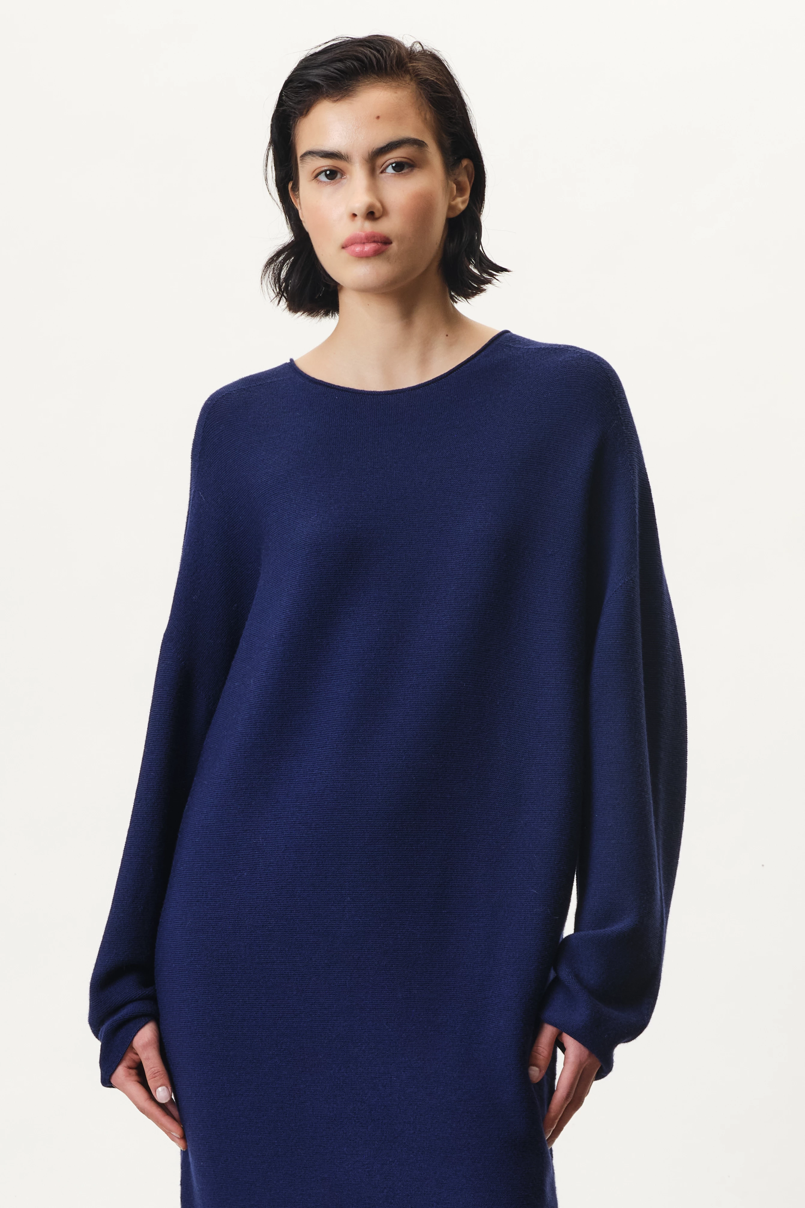 KADYRA - Minikleid mit Langarm in Merinowolle - Damen - blau - Frontansicht