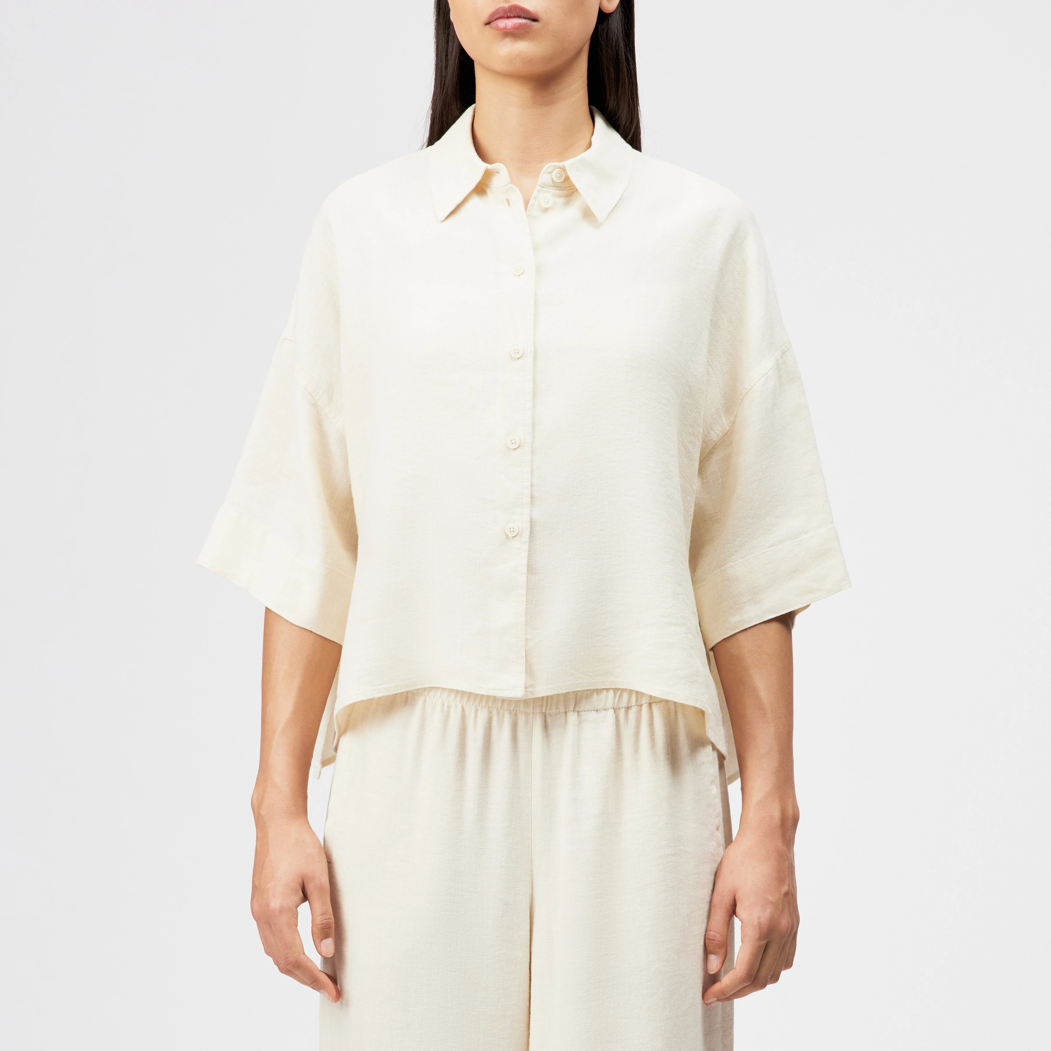 YARIKA - Boxy oversized linen-blend shirt blouse - women - off white - Frontansicht