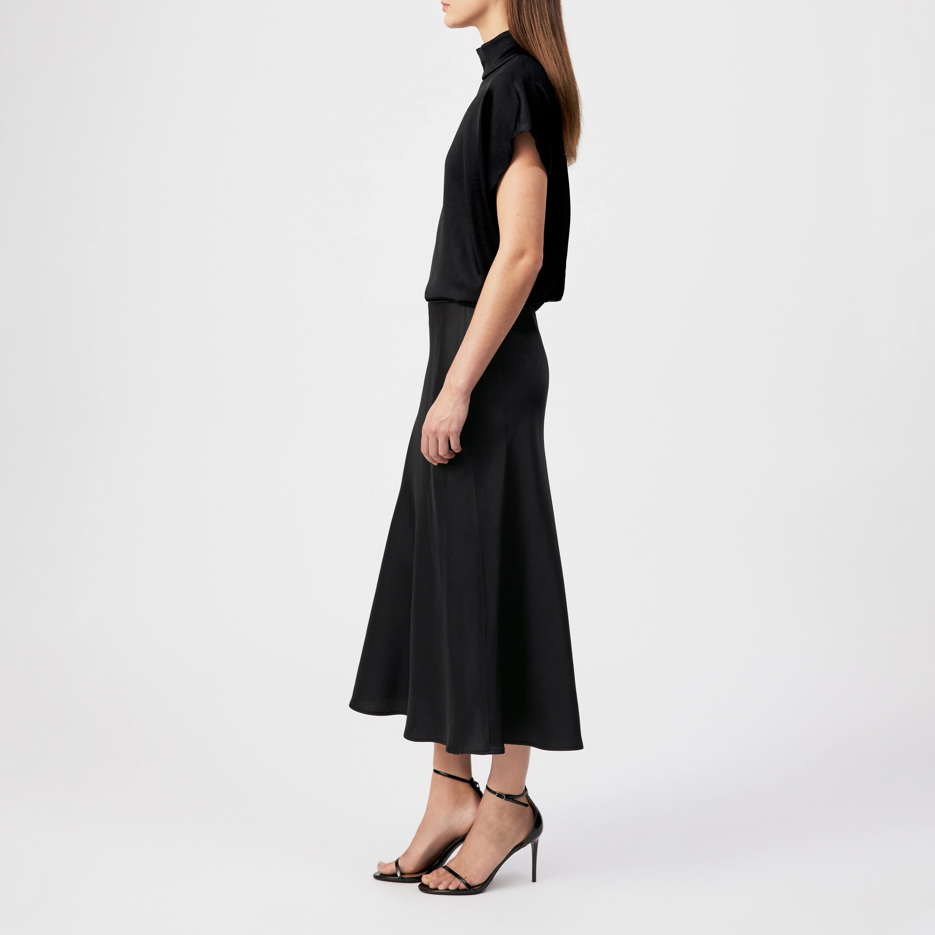 URA - Slip-Skirt in Midilänge in Satin - Damen - schwarz - Seitenansicht