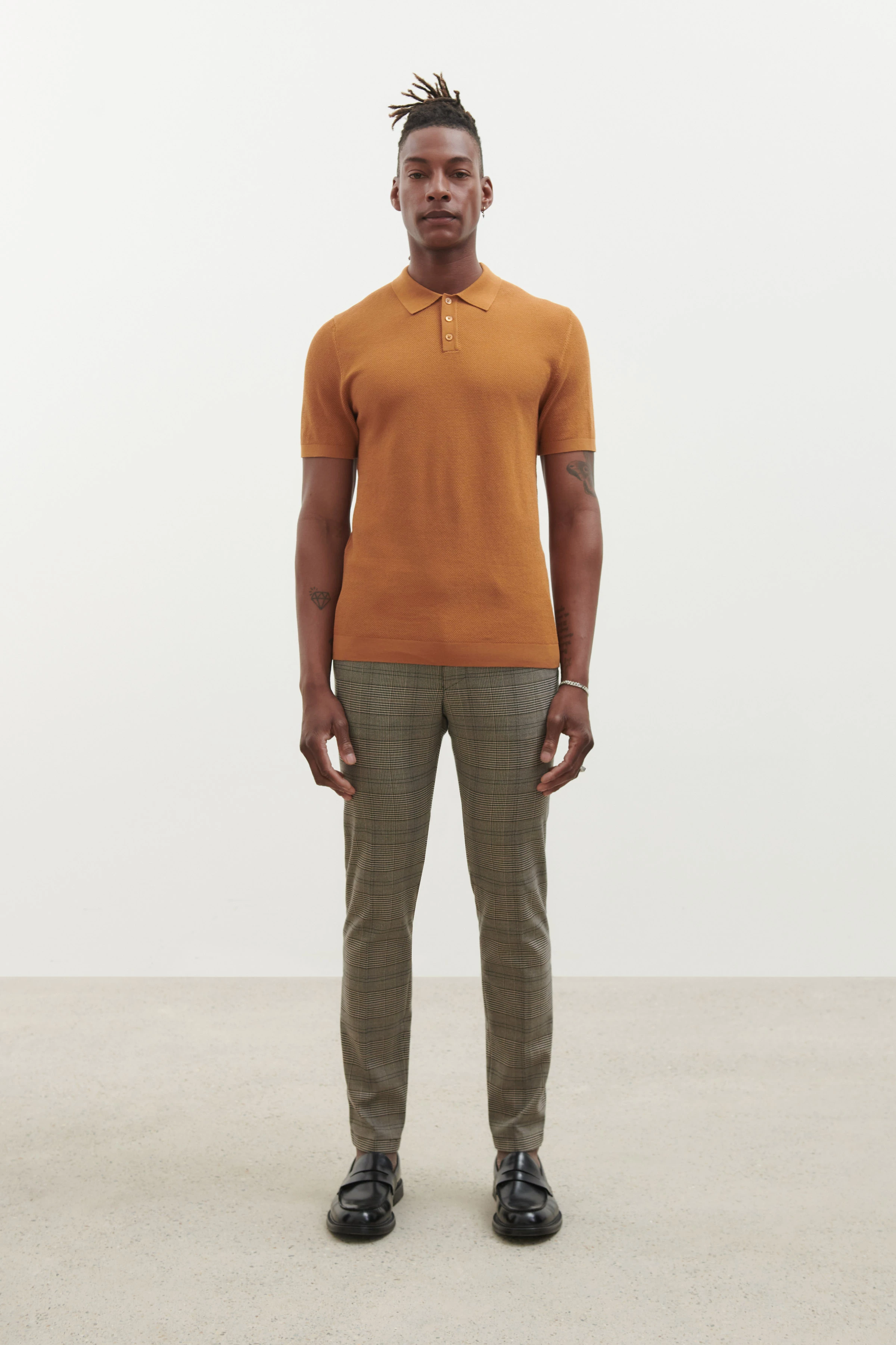 TRITON - Polo en coton - men - marron - Ganzkörper-Frontansicht